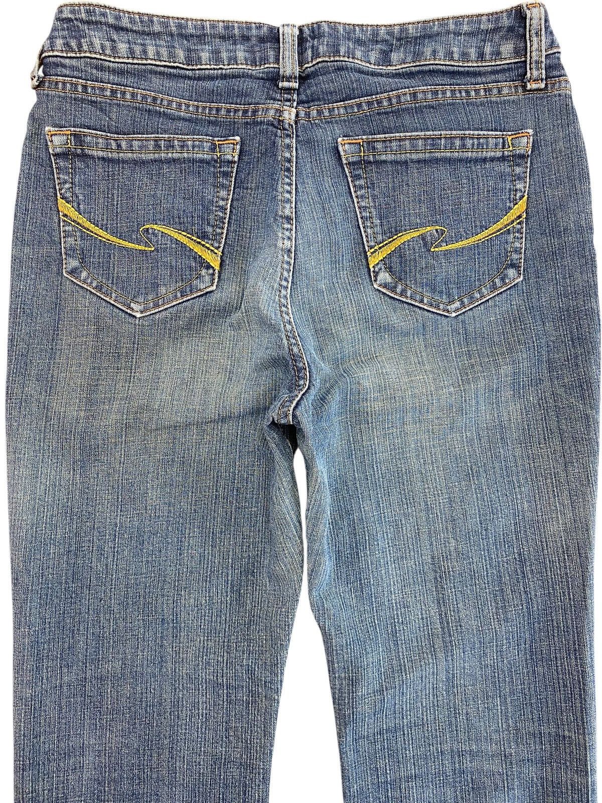 Japanese Brand Japanese Brand Medium Blue Wash Style Flare Jeans Size US 30 / EU 46 - 4 Thumbnail