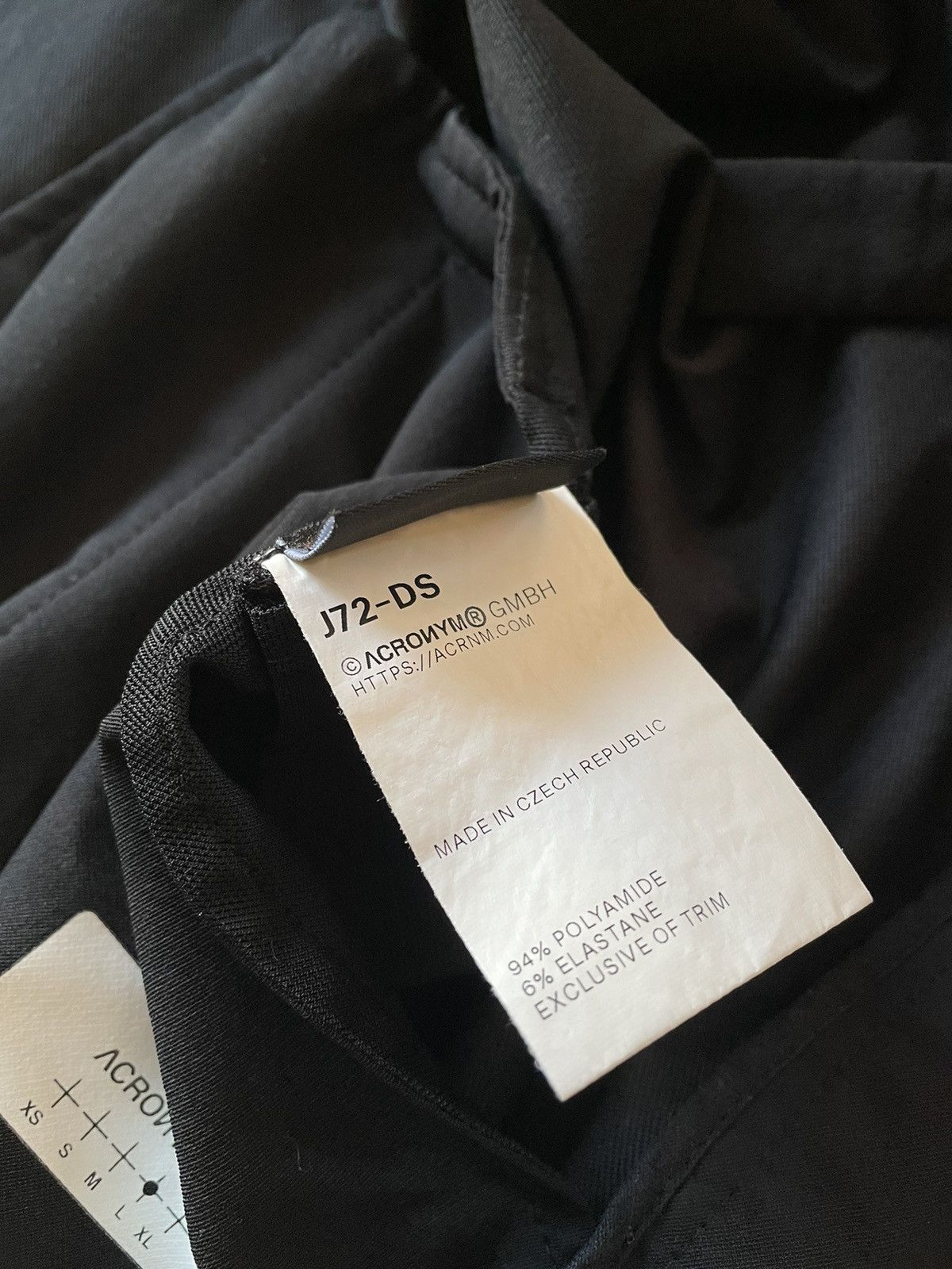 Acronym Acronym J72-DS - Black - Large Size US L / EU 52-54 / 3 - 4 Thumbnail