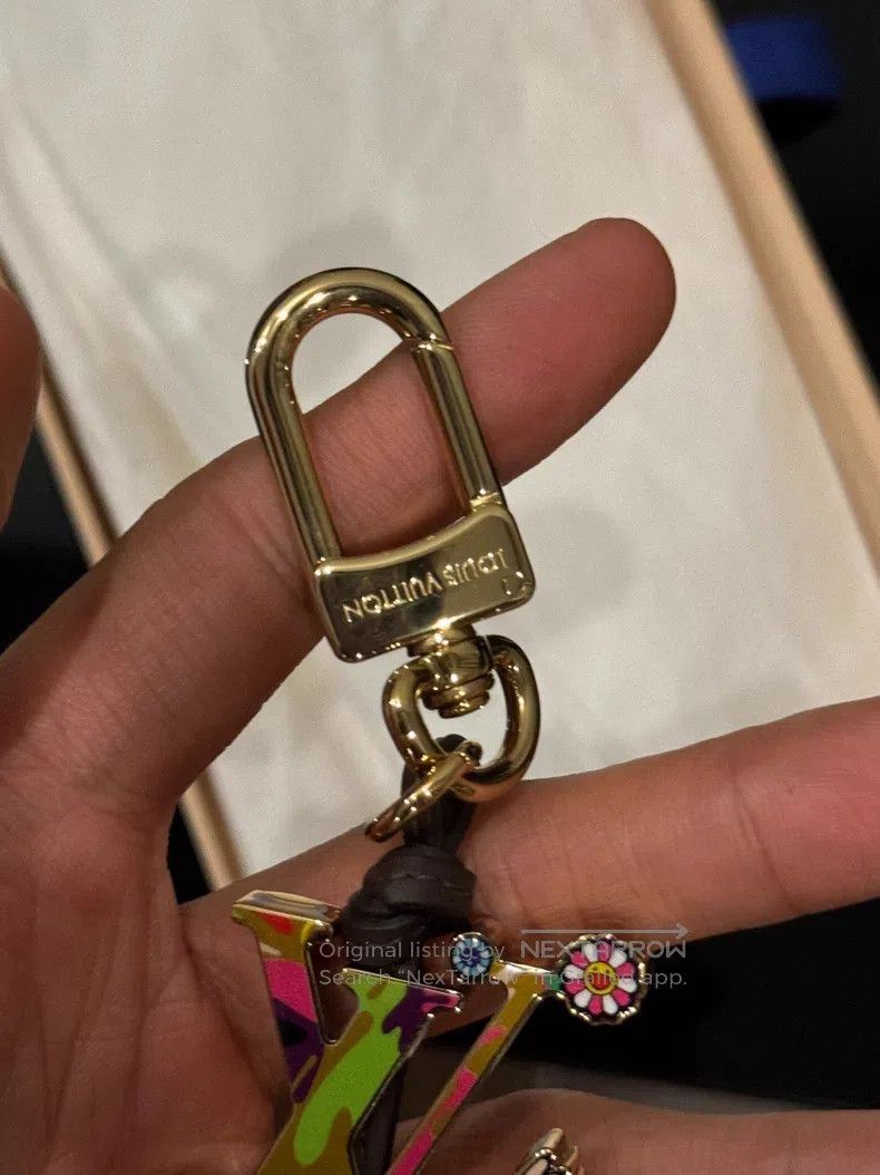 Louis Vuitton Louis Vuitton Keychain Size ONE SIZE - 3 Thumbnail
