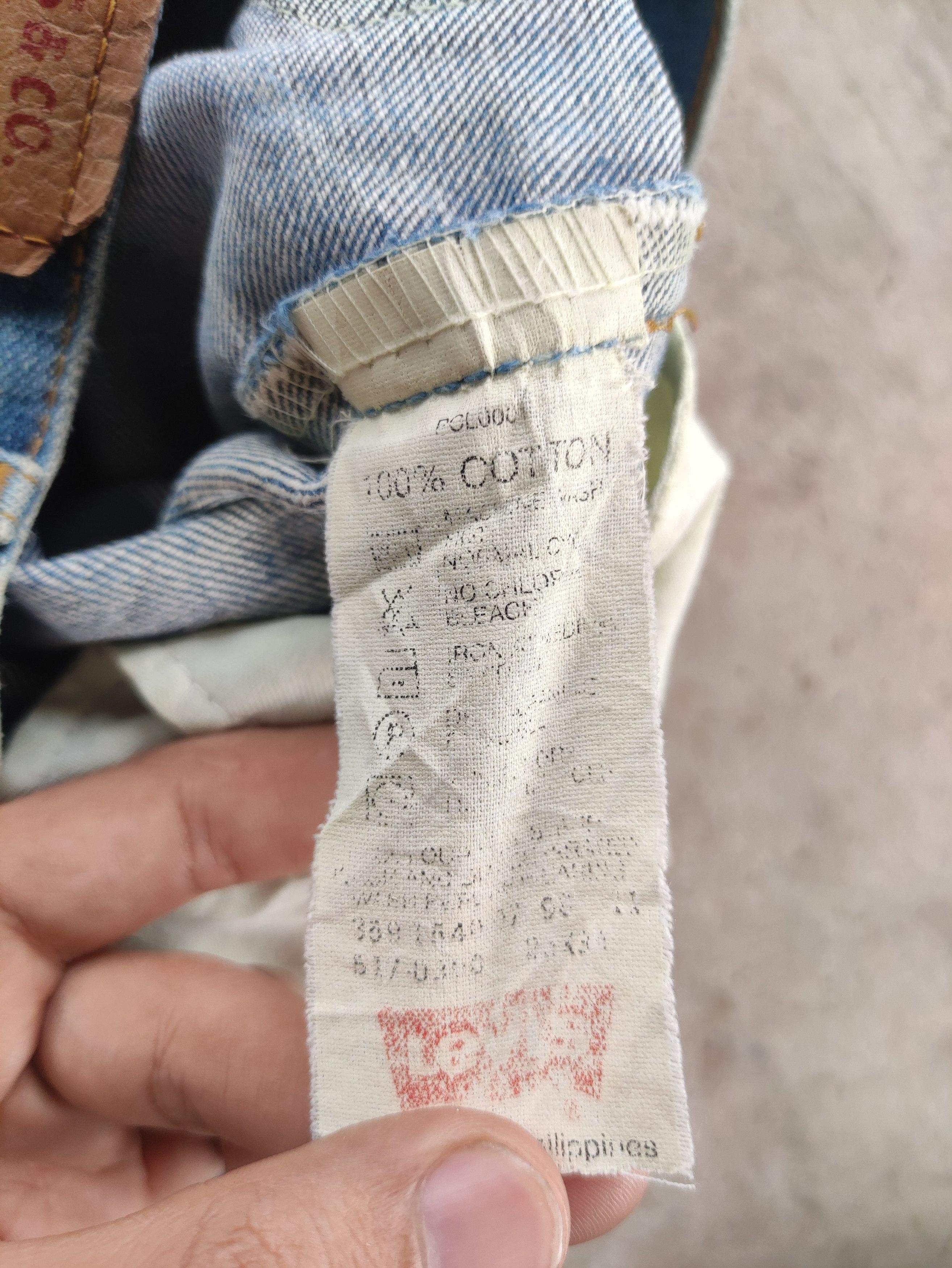 Levi's Vintage Levis Jean Distressed Faded Denim Pants Size US 28 / EU 44 - 7 Thumbnail
