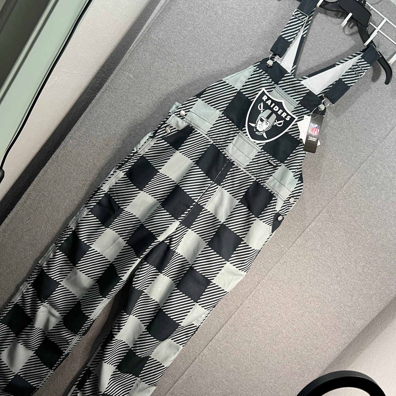 Other Las Vegas Raiders Mens Plaid Bib Overalls Size Large Size US 43 - 1 Thumbnail