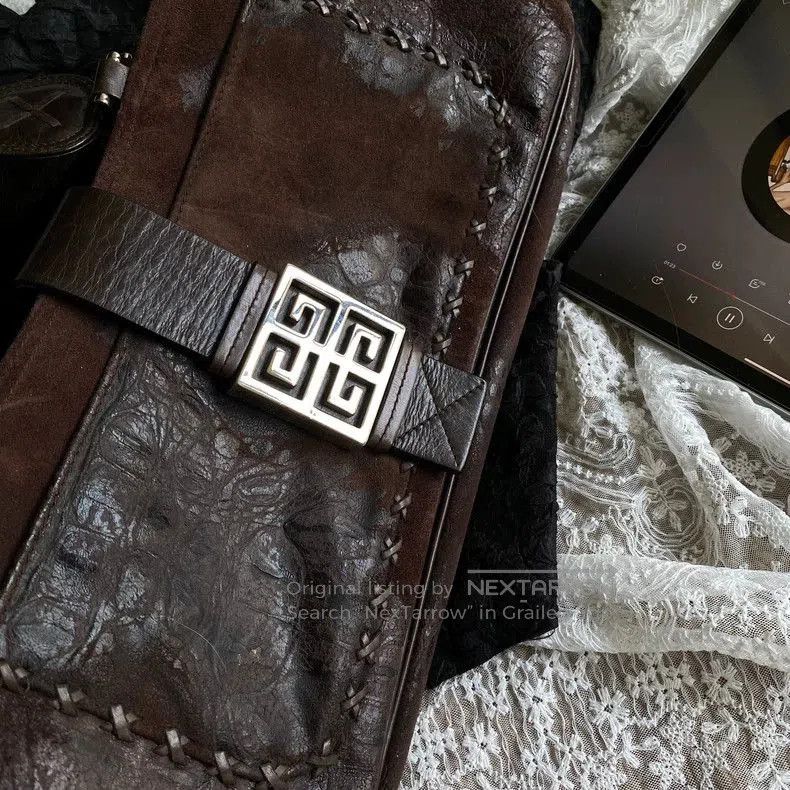 Givenchy Givenchy Vintage Crocodile Embossed Suede Bag. Size ONE SIZE - 2 Thumbnail
