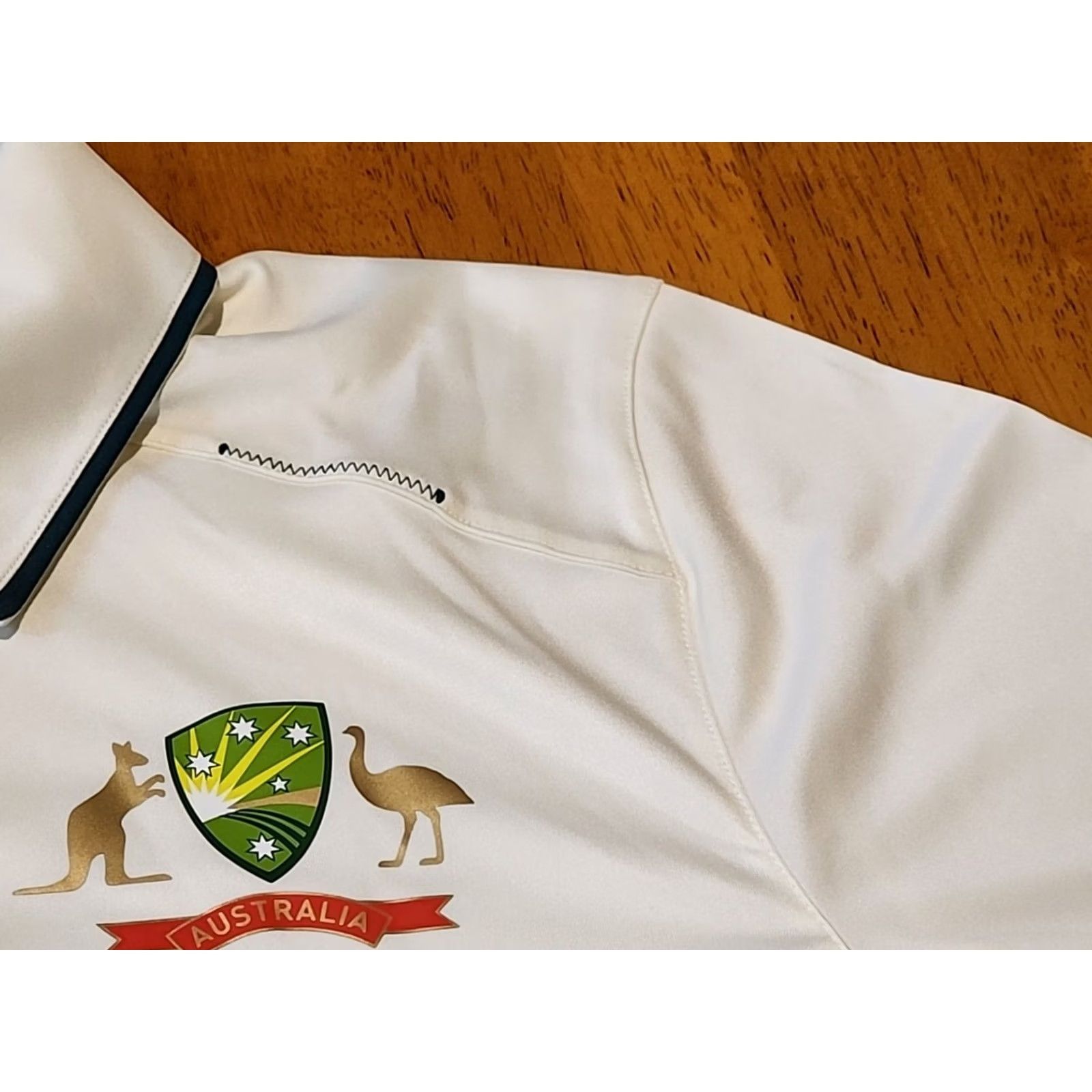 Asics VINTAGE Asics Cricket Australia Polo Shirt Large Sportswear Outdoors 2008 Men's Size US L / EU 52-54 / 3 - 6 Thumbnail
