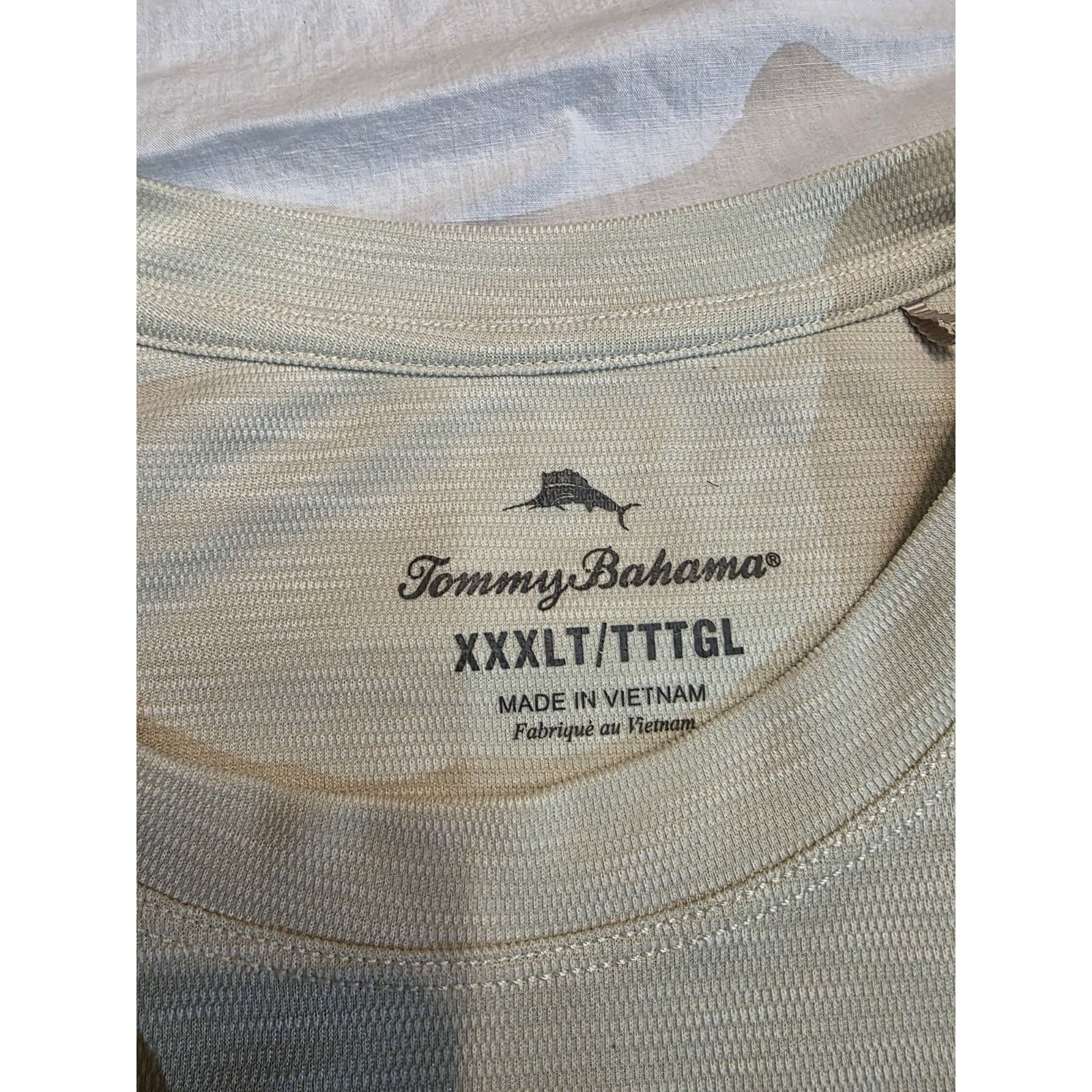 Tommy Bahama Tommy Bahama Men’s Size 3XL Short Sleeve Grey T-Shirt Size US XXL / EU 58 / 5 - 6 Thumbnail