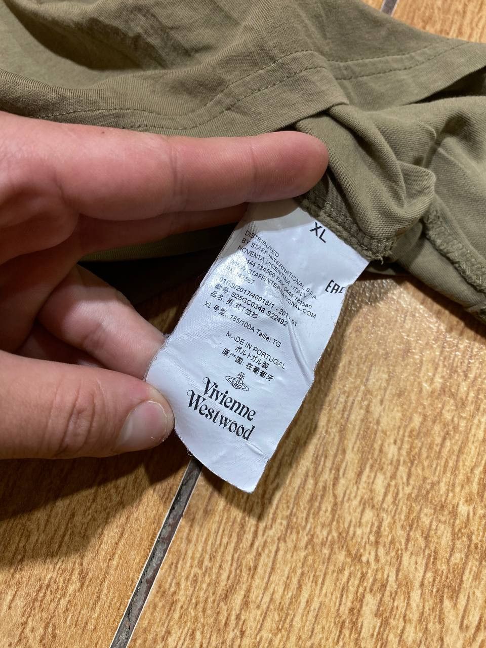 Vivienne Westwood Vivienne Westwood Small Logo T-Shirt luxury Size US XL / EU 56 / 4 - 4 Thumbnail