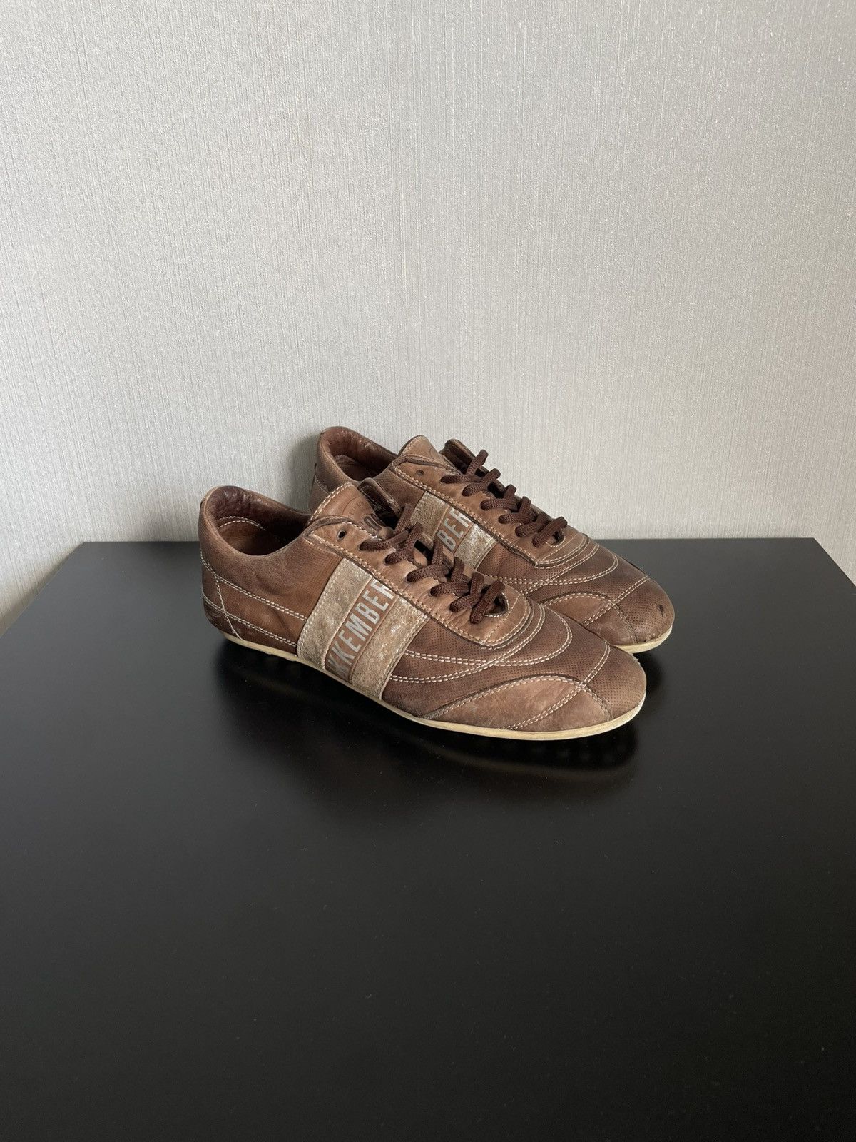 Dirk Bikkembergs Vntg Dirk Bikkembergs Snickers Soccer Golden Goose Style Y2k Size US 9 / IT 39 - 4 Thumbnail