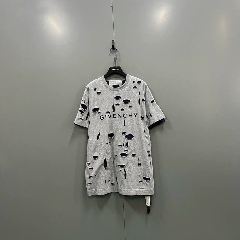 Givenchy Givenchy Large Destroyed Logo Fake Two Piece Short Sleeve, Size US M / EU 48-50 / 2 - 1 Thumbnail