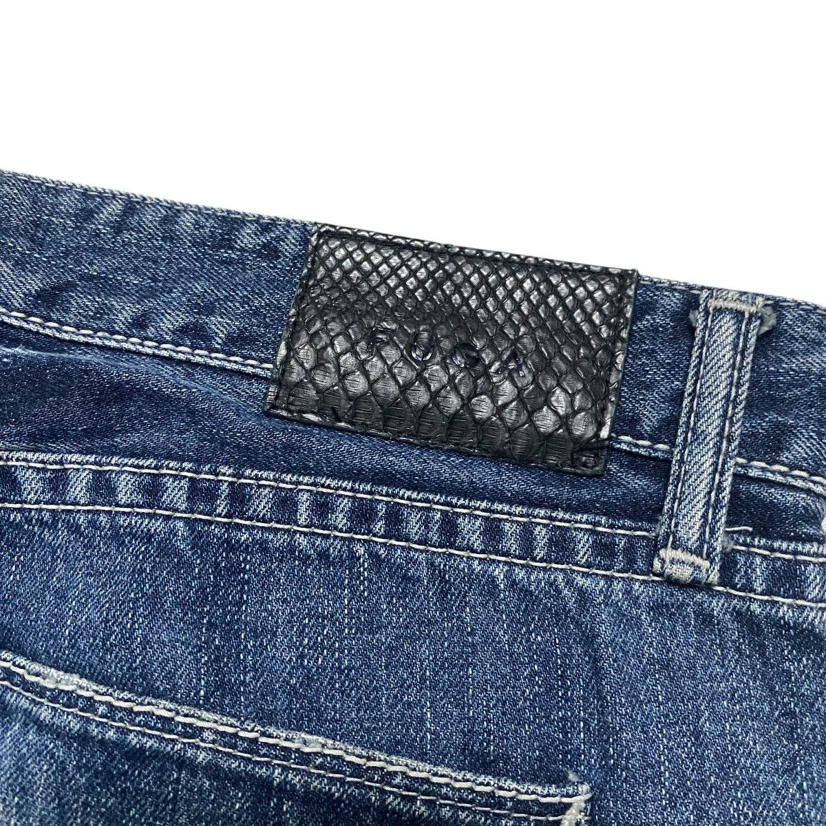 GOSTAR DE FUGA Gostar De Fuga Whiskers Denim Distressed Jeans Size US 33 - 15 Thumbnail
