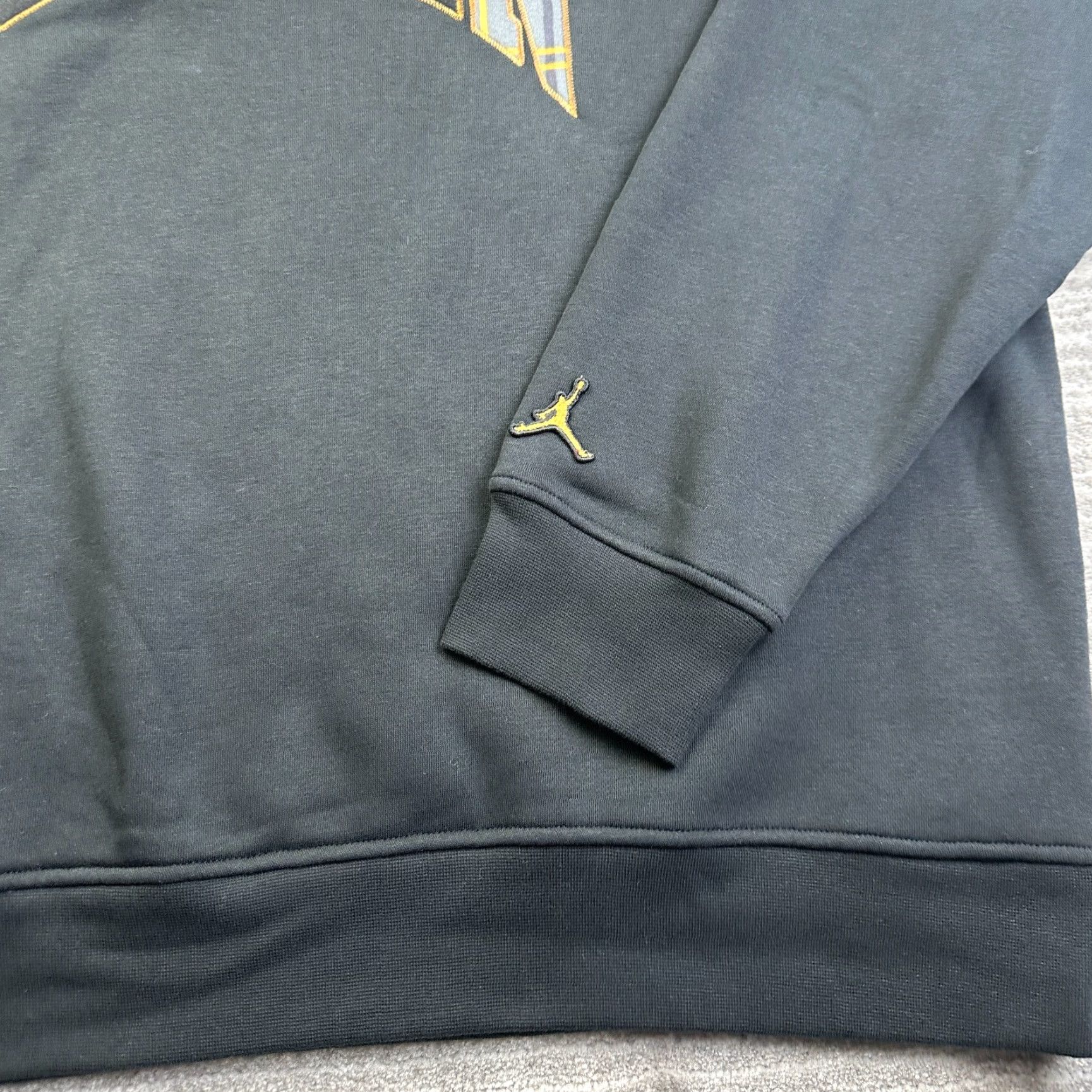Nike Jordan Sweatshirt Mens 2XL Holliday Essential Fleece Plaid Air Size US XXL / EU 58 / 5 - 4 Thumbnail