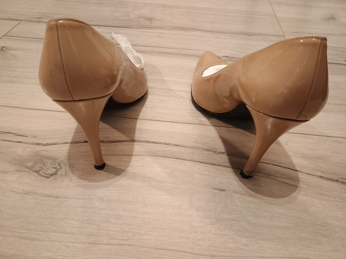 Stuart Weitzman Heels in nude Stuart Weitzman Size US 7.5 / IT 37.5 - 5 Thumbnail