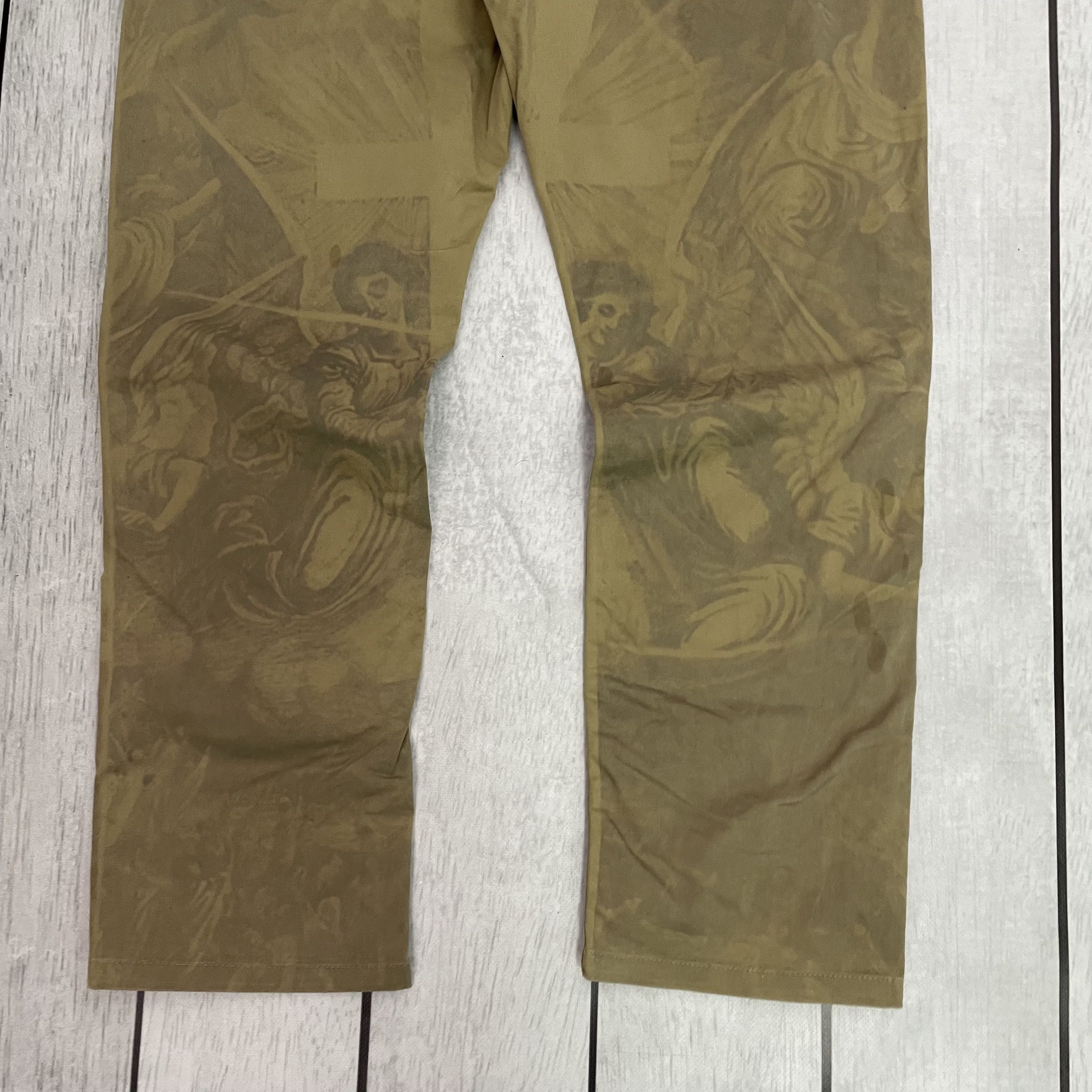 Levi's Custom Reworked Levi's Jeans – Renaissance print Denim 34x30 Size US 34 / EU 50 - 8 Thumbnail