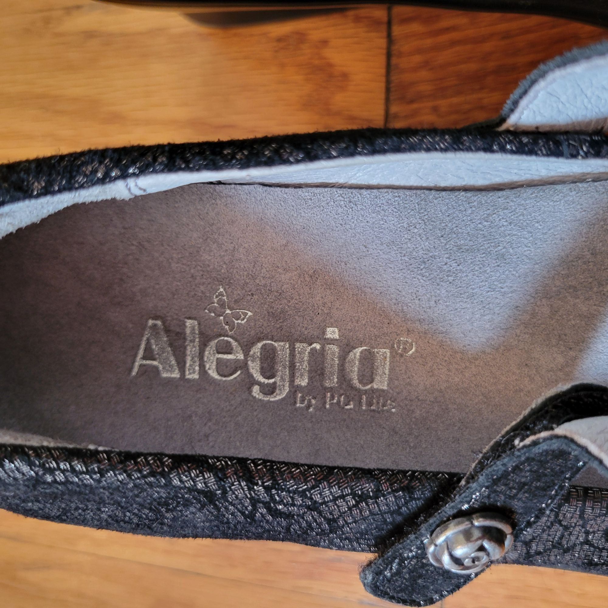 Vintage Alegria Black Metallic Floral Rose Leather Mary Jane Wedge H Size US 8.5 / IT 38.5 - 9 Thumbnail