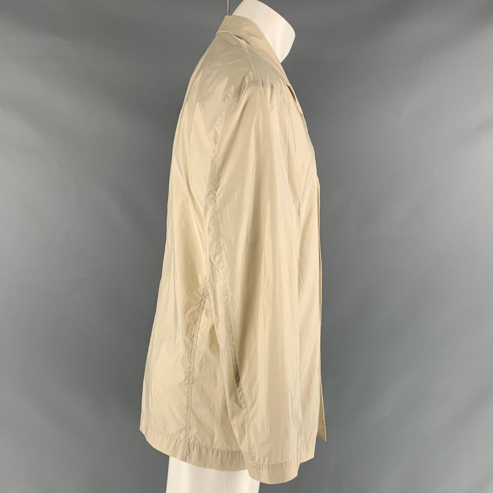 Issey Miyake ISSEY MIYAKE Size 40 Beige Solid Nylon Notch Lapel Jacket Size US XXS / EU 40 - 2 Thumbnail
