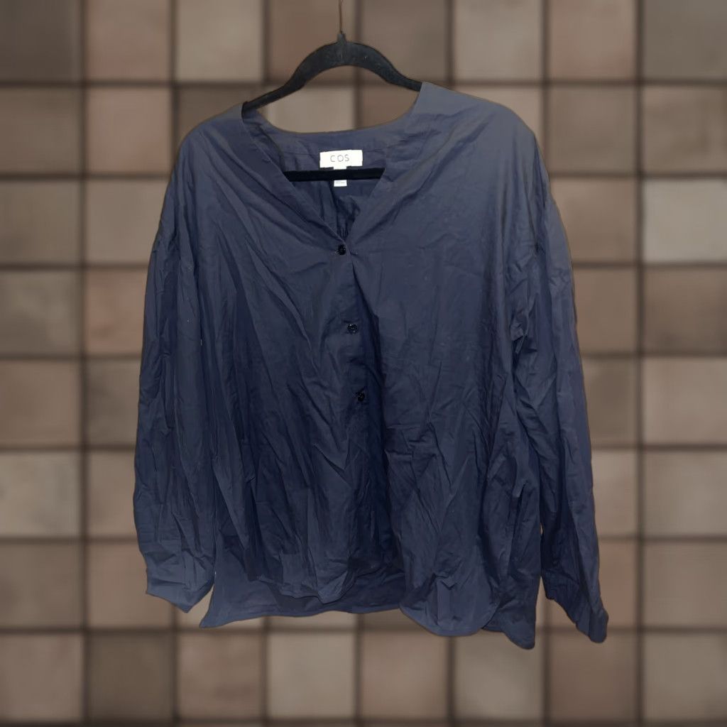 Cos COS Black Oversized V-Neck Blouse XS - Long Sleeve, Button Down, Relaxed Fit, Designer Style, Womens Size XS / US 0-2 / IT 36-38 - 1 Thumbnail
