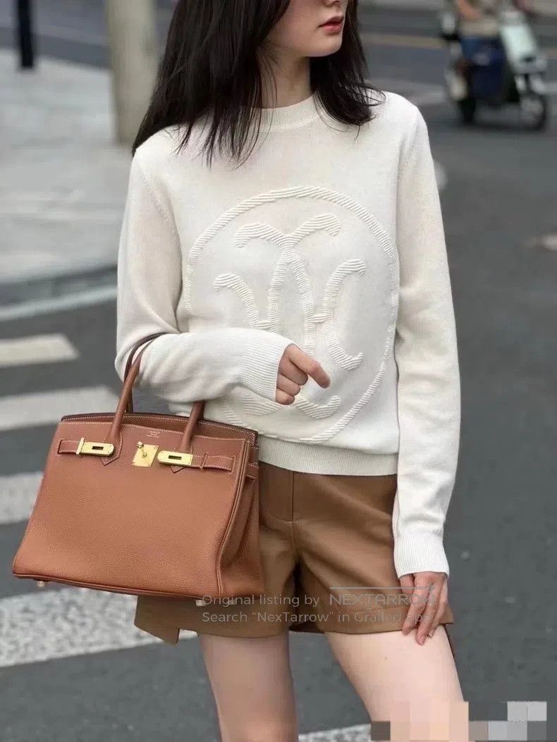 Hermes Hermes Cashmere off-white long-sleeved pullover Size XS / US 0-2 / IT 36-38 - 9 Thumbnail