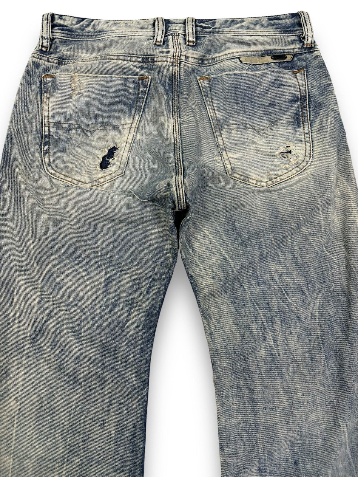 Diesel Diesel Industry Acid Wash Patched Distressed Curved Jeans Size US 31 - 12 Thumbnail