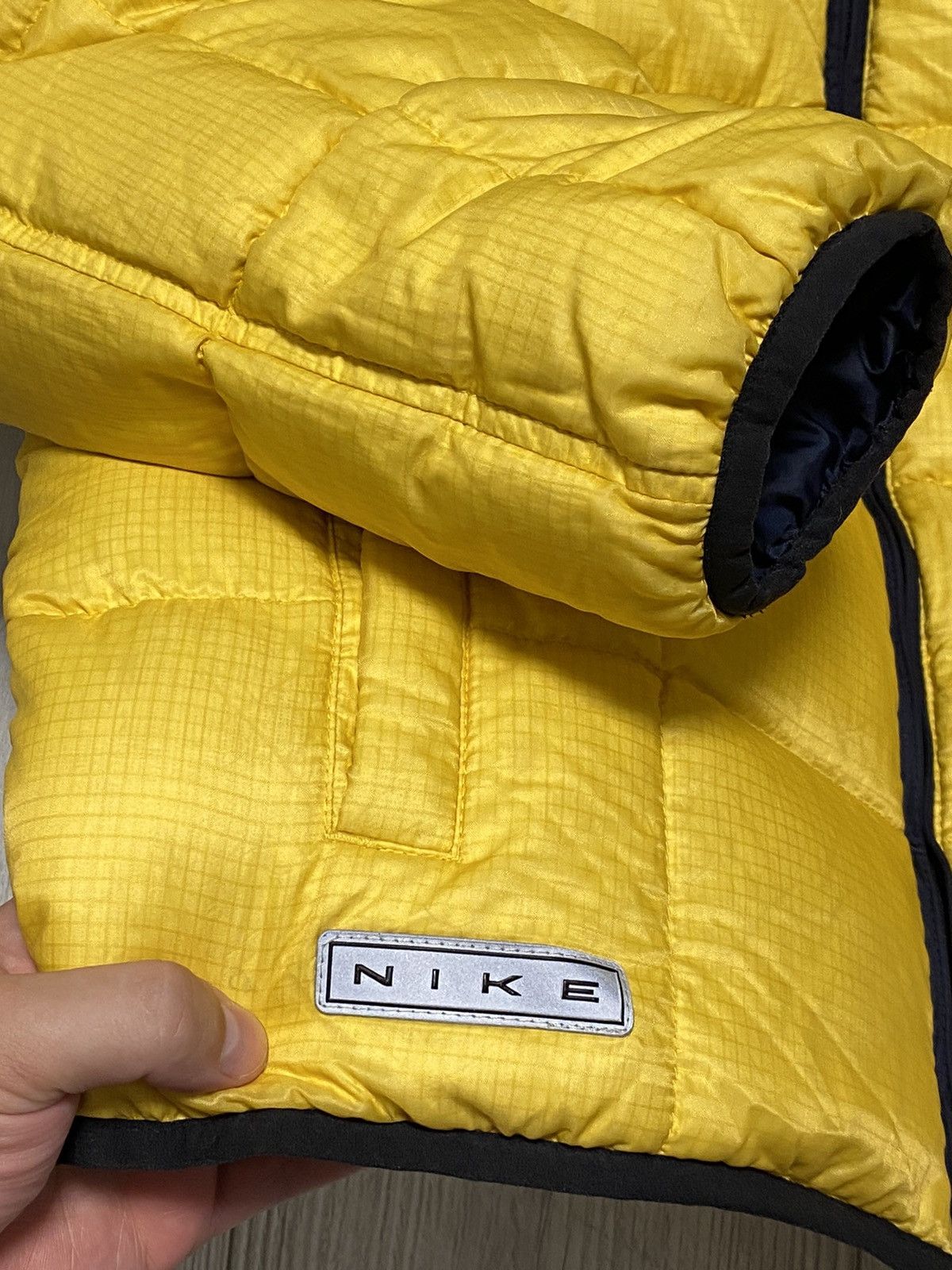 Nike 💛 NIKE VINTAGE BIG SWOOSH DOWN JACKET PUFFER 90s Size US S / EU 44-46 / 1 - 3 Thumbnail