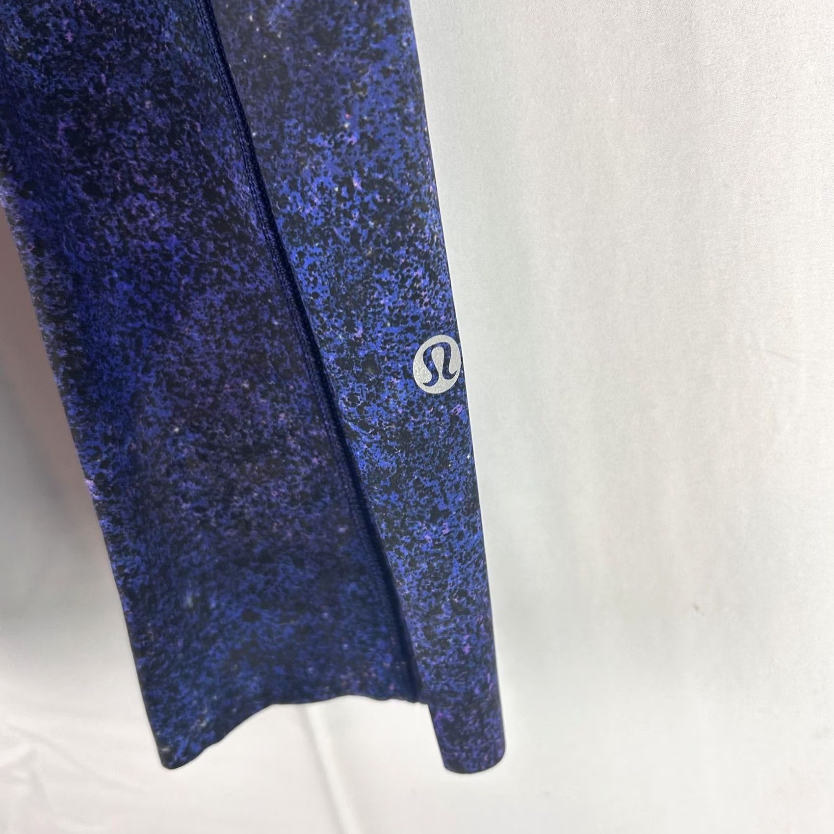 Lululemon Lululemon Leggings 6 Blue Purple Space Dye Pocket High Rise Yoga Gym Womens Size 28" / US 6 / IT 42 - 4 Thumbnail