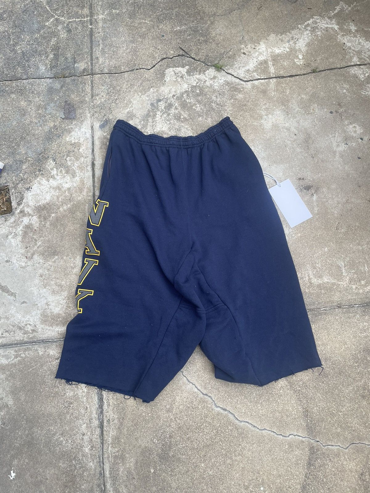 Joshua Jamal Joshua Jamal "NBHD" Cotton Navy Shorts Size US 32 / EU 48 - 5 Thumbnail