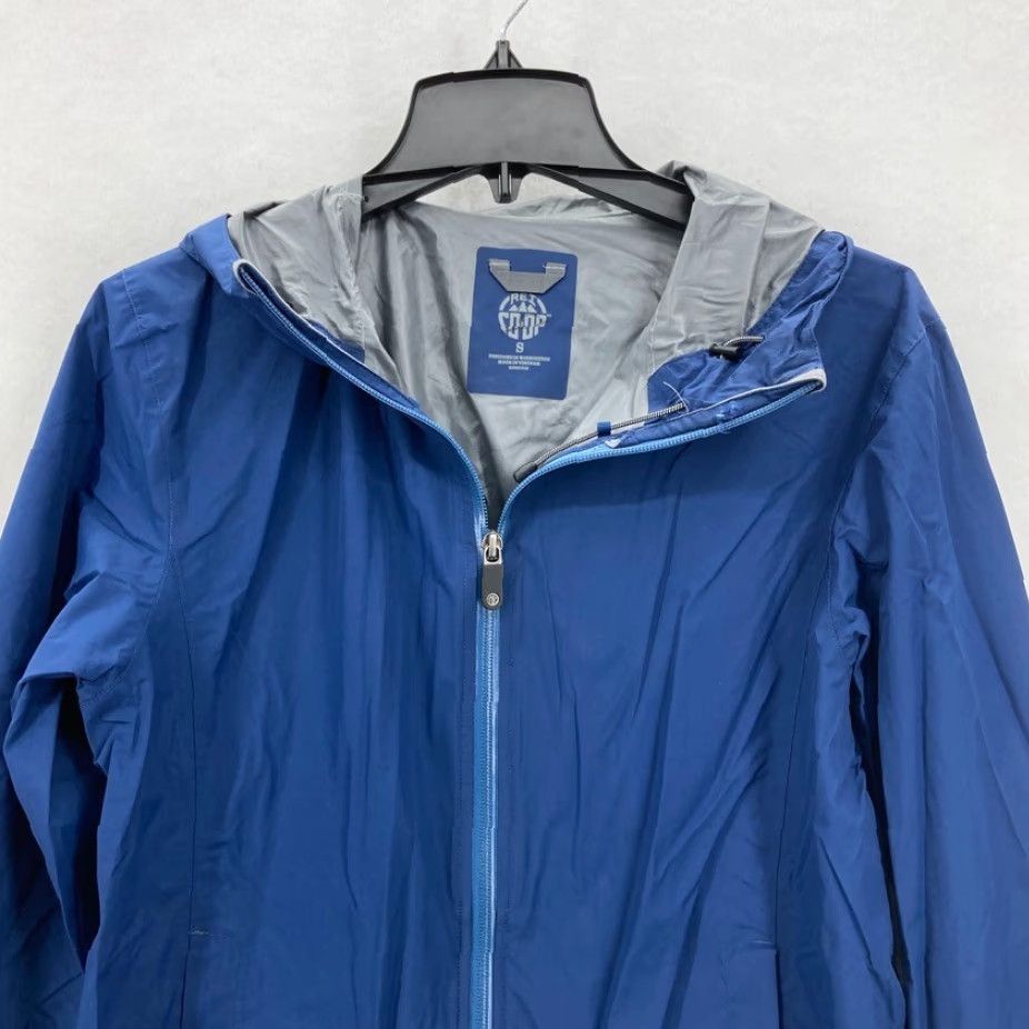 Vintage REI Coop Rain Jacket Mens S Blue Nylon Water Resistant Hooded Full Zip Camp Jacket Size US S / EU 44-46 / 1 - 2 Thumbnail