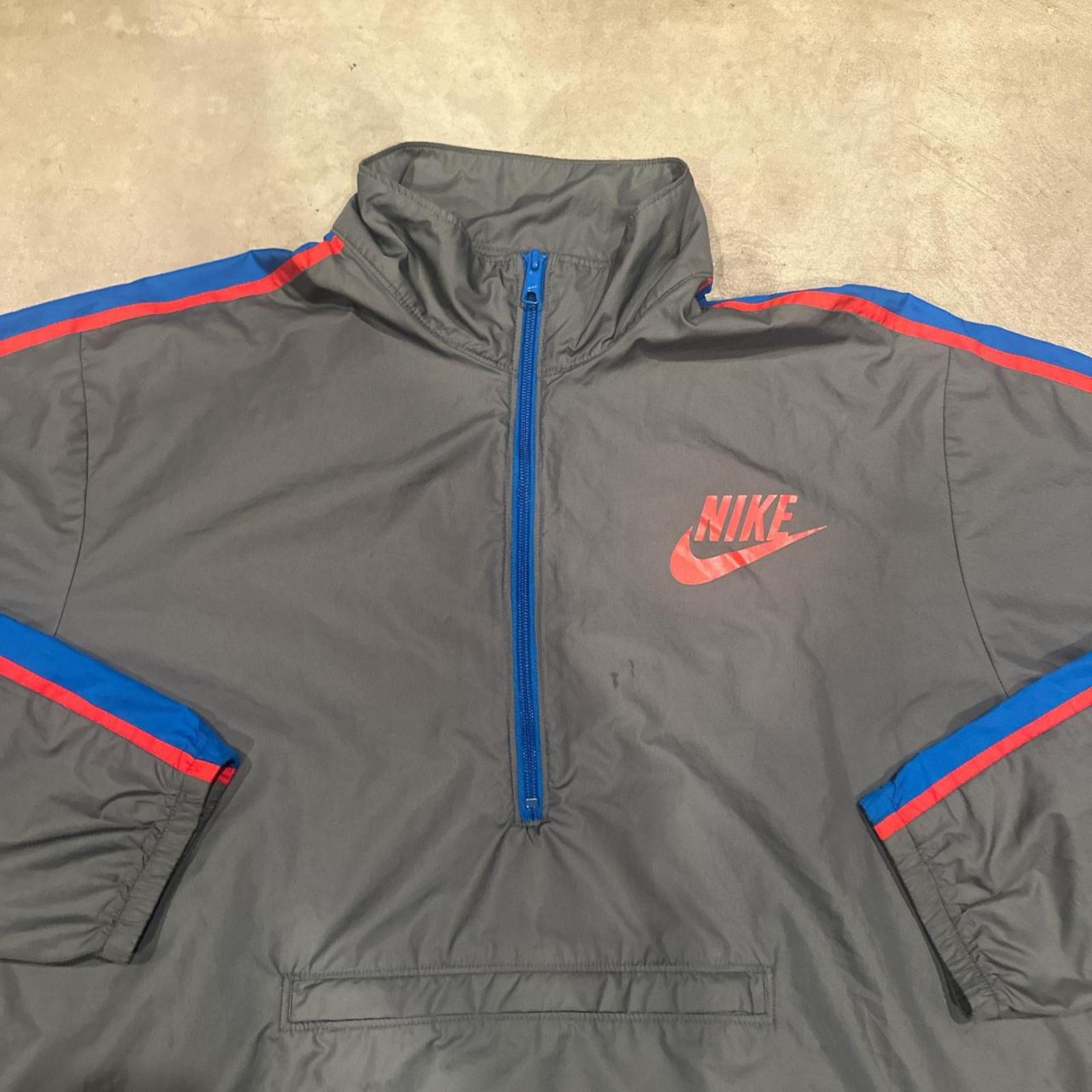 Nike Vintage Y2K Grey Nike Windbreaker Size XL Size US XL / EU 56 / 4 - 2 Thumbnail