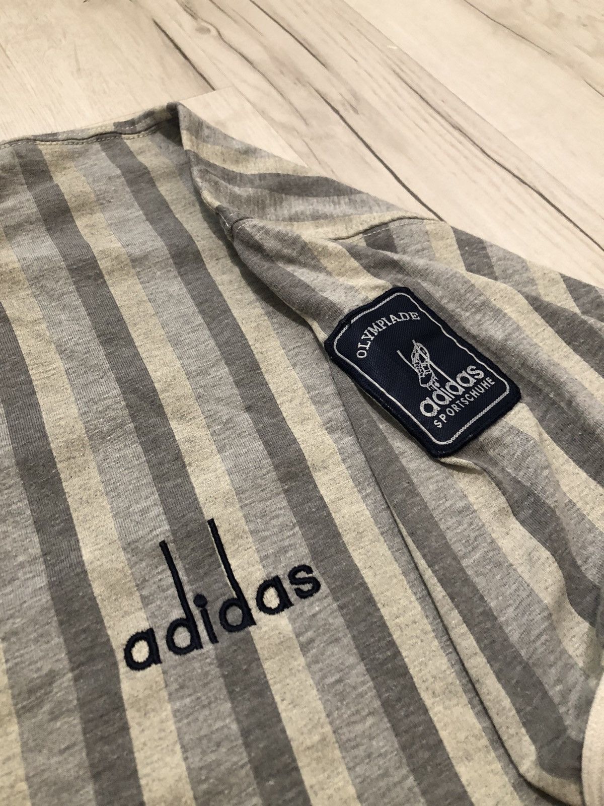 Vintage 90’s Vintage Adidas Olympic Games Mexico Tee T-Shirt Size US L / EU 52-54 / 3 - 4 Thumbnail