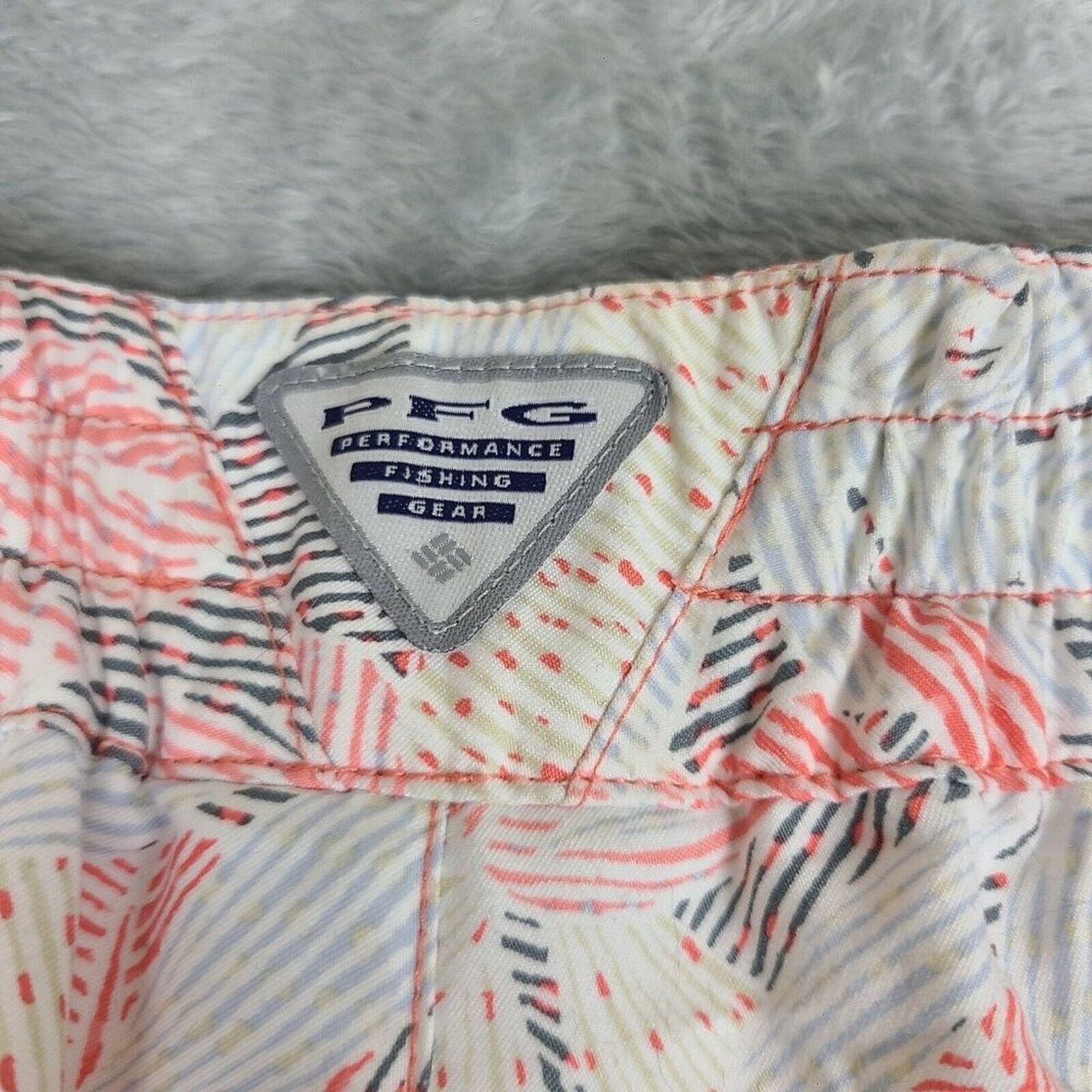 Columbia Columbia PFG‎ Tropical Print Shorts Women's Size Smal Size 25" / US 0 / IT 36 - 10 Thumbnail