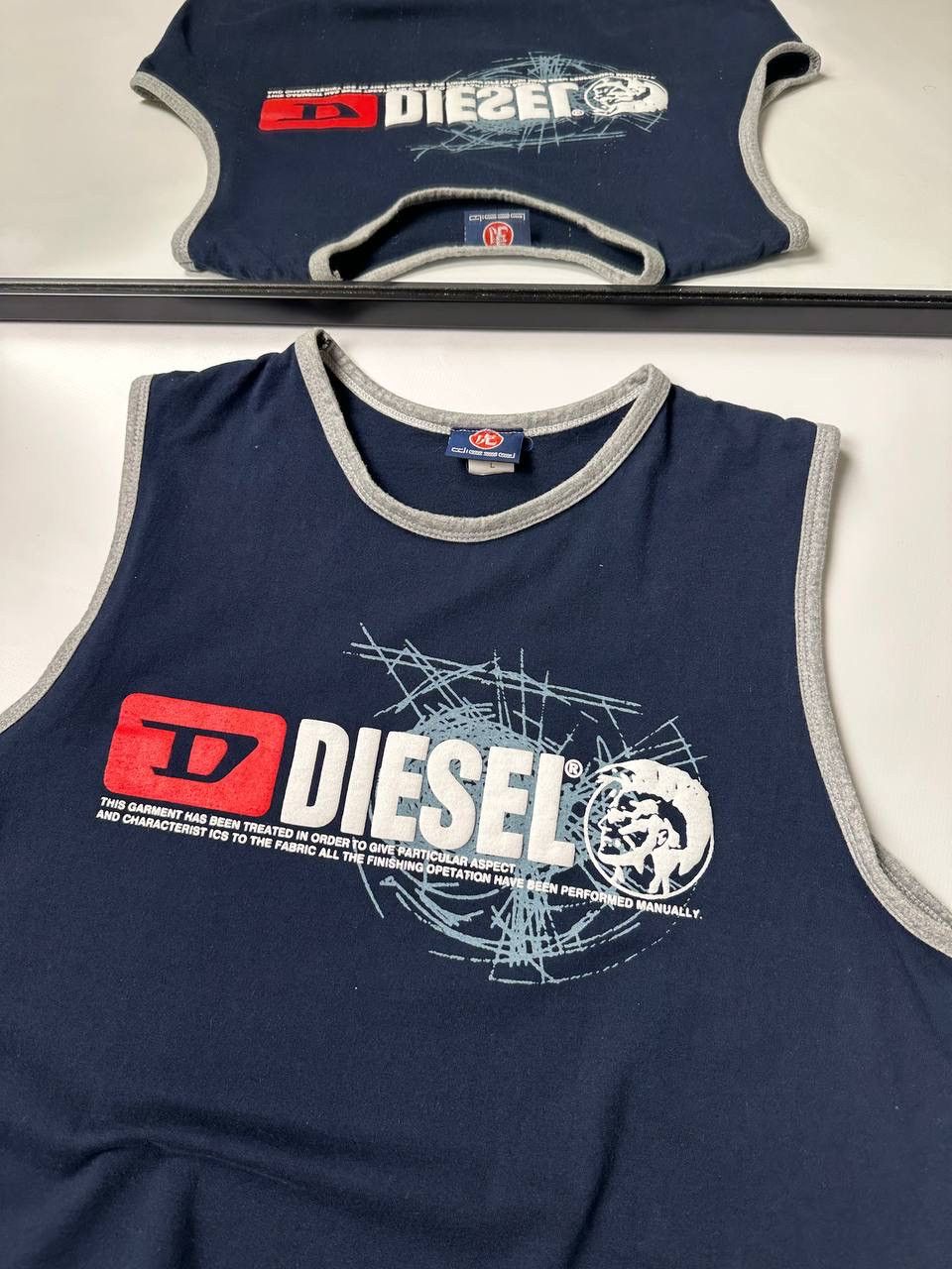 Diesel Vintage Diesel Japanese Tee Big Logo Avant Garde Size US L / EU 52-54 / 3 - 5 Thumbnail
