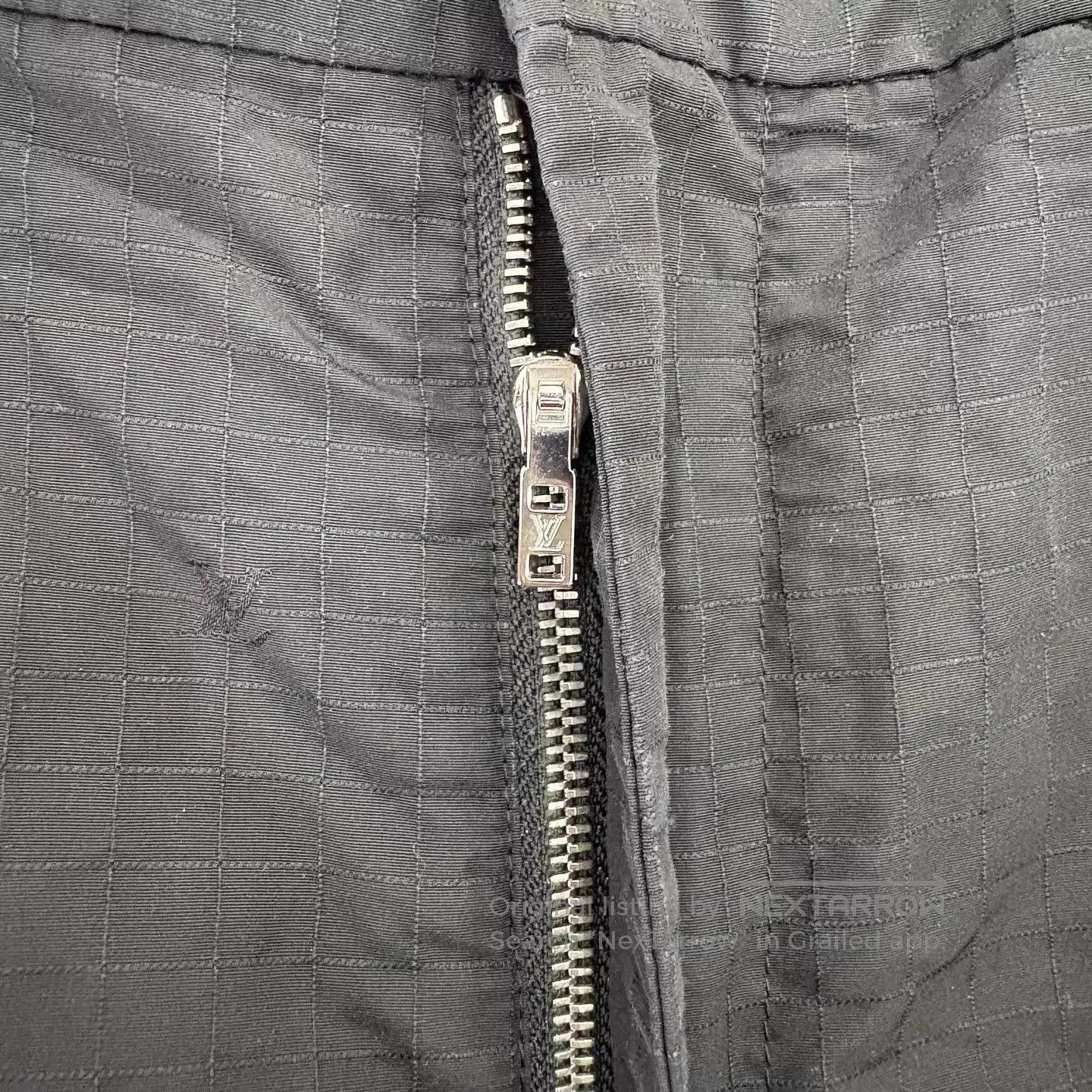 Louis Vuitton Black Cargo Shorts with Utility Pockets. Size US 34 / EU 50 - 6 Thumbnail