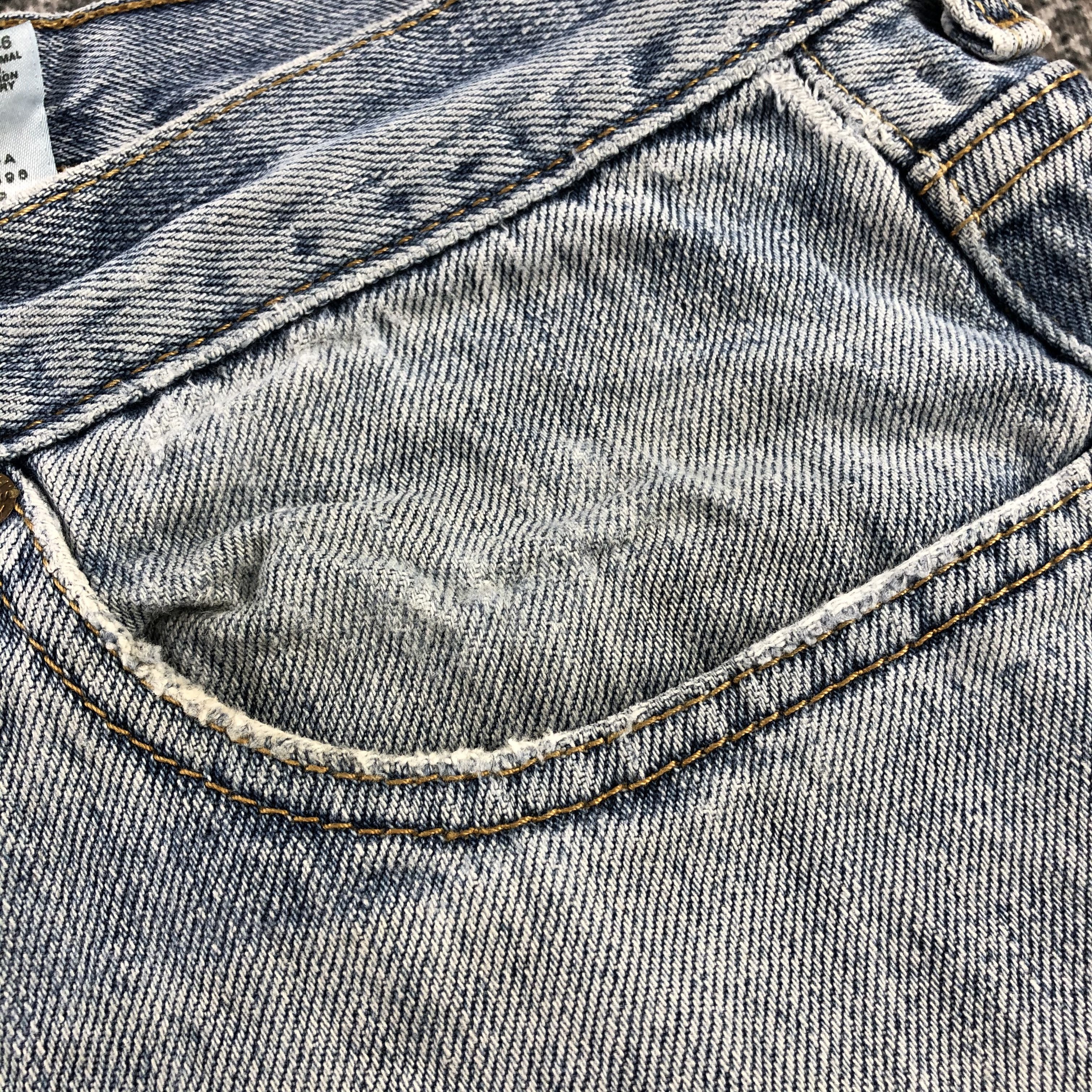Levi's Vintage Levi's 550 Jeans Medium Wash Denim KJ992 Size US 36 / EU 52 - 11 Thumbnail