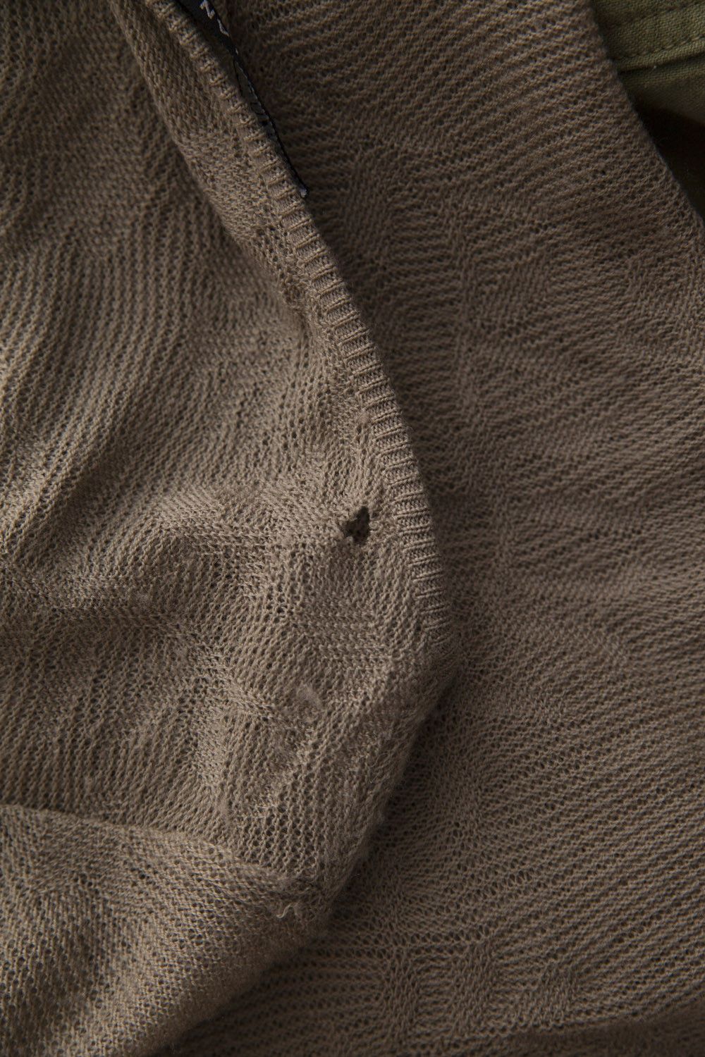 Helmut Lang 1990's merino wool cut-out sweater Size M / US 6-8 / IT 42-44 - 7 Thumbnail