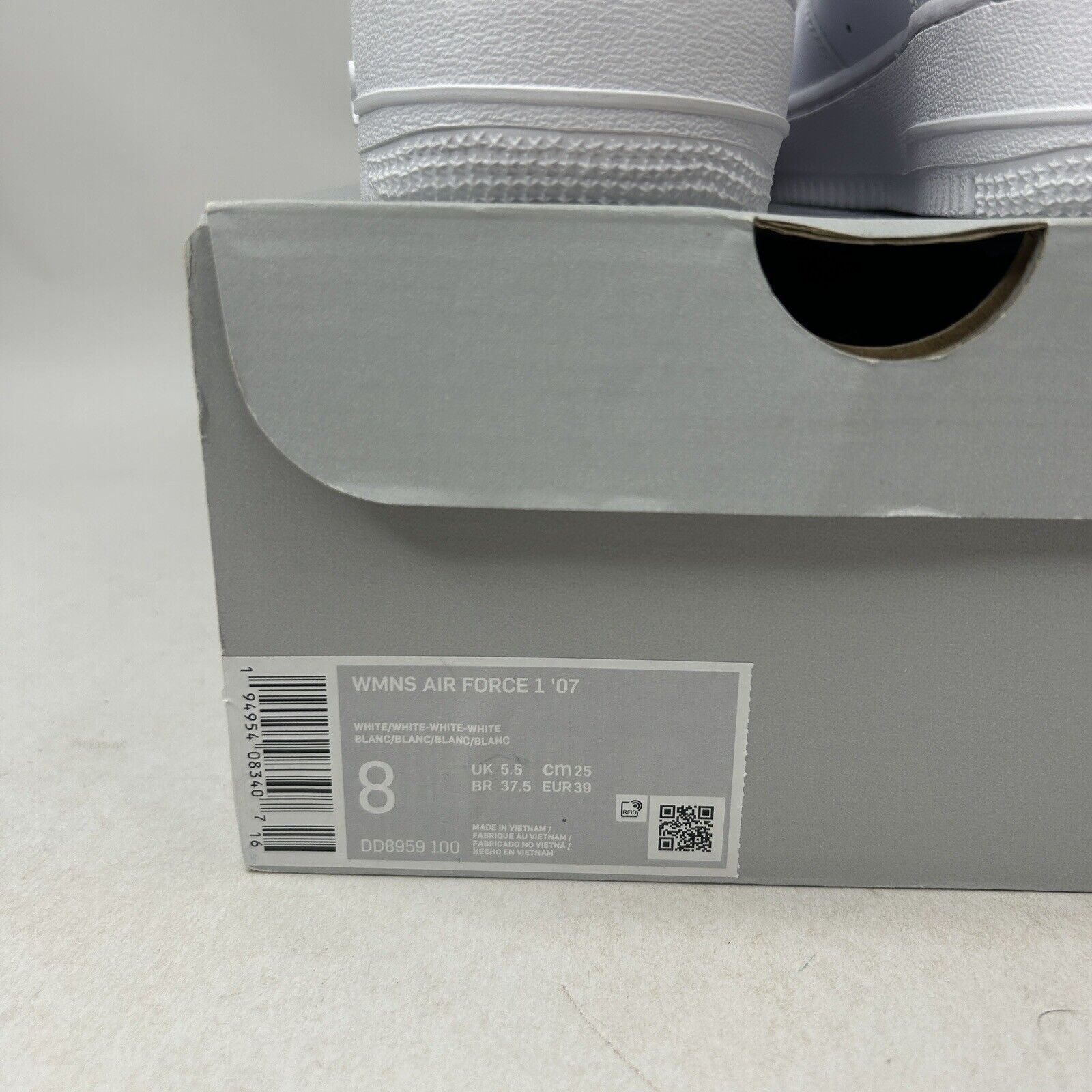 Nike Nike Air Force 1 Low 07’ “Triple White” 2024 Size US 8 / IT 38 - 5 Thumbnail