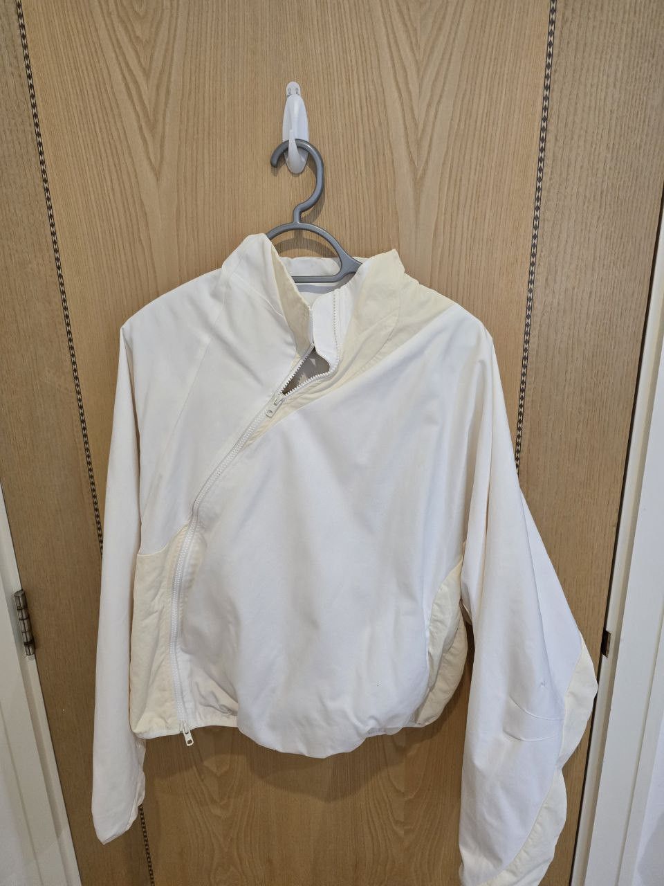 POST ARCHIVE FACTION (PAF) 4.0+ Technical Jacket Right in White Size US M / EU 48-50 / 2 - 5 Thumbnail