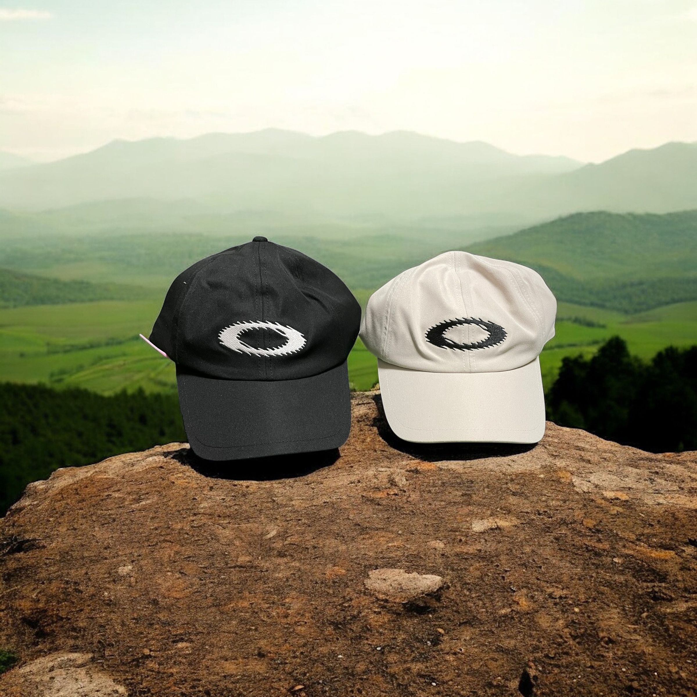 Oakley NWT Oakley Black & White Hat Bundle Rare Streetwear Unisex Size ONE SIZE - 8 Thumbnail