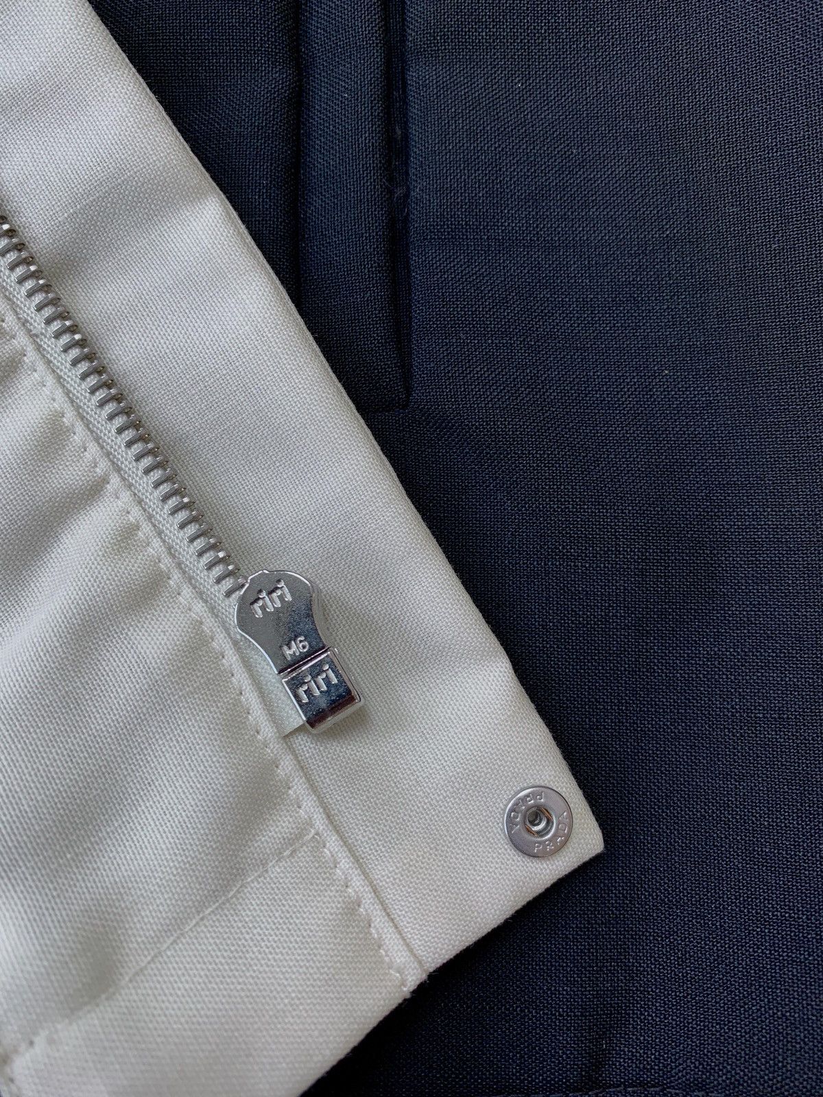 Prada FREE TAX! Two Tone Wool Work Jacket - Medium Size US M / EU 48-50 / 2 - 8 Thumbnail