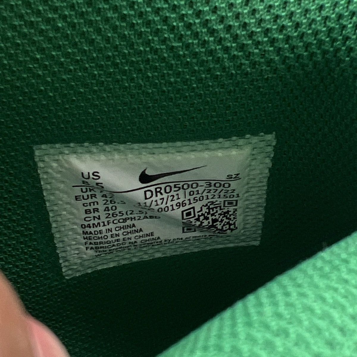 Off-White x air Jordan 1 mid pine green