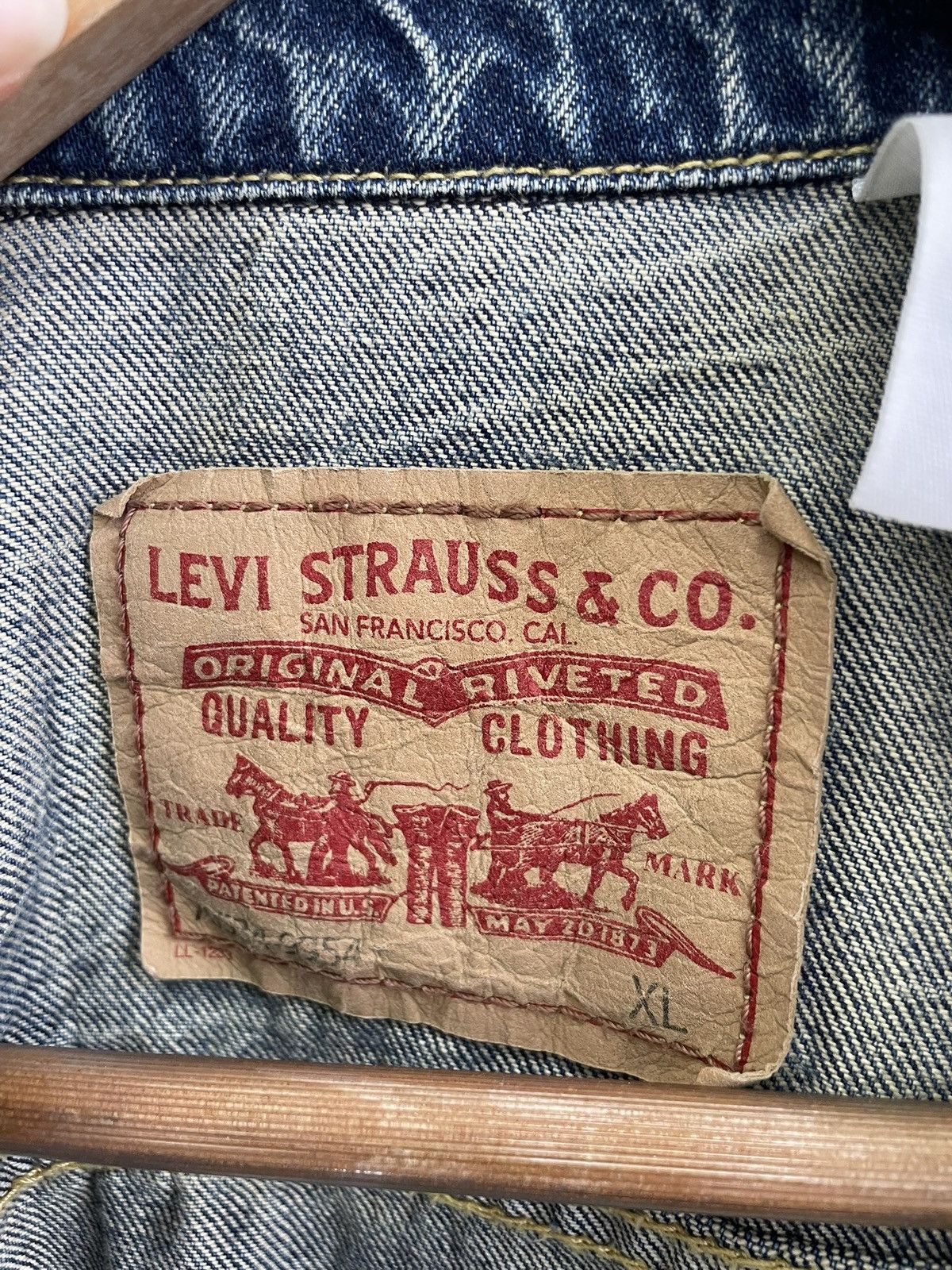 Levi's Rare Levis streetwear type 1 distressed jacket vest 90s Size US XL / EU 56 / 4 - 6 Thumbnail