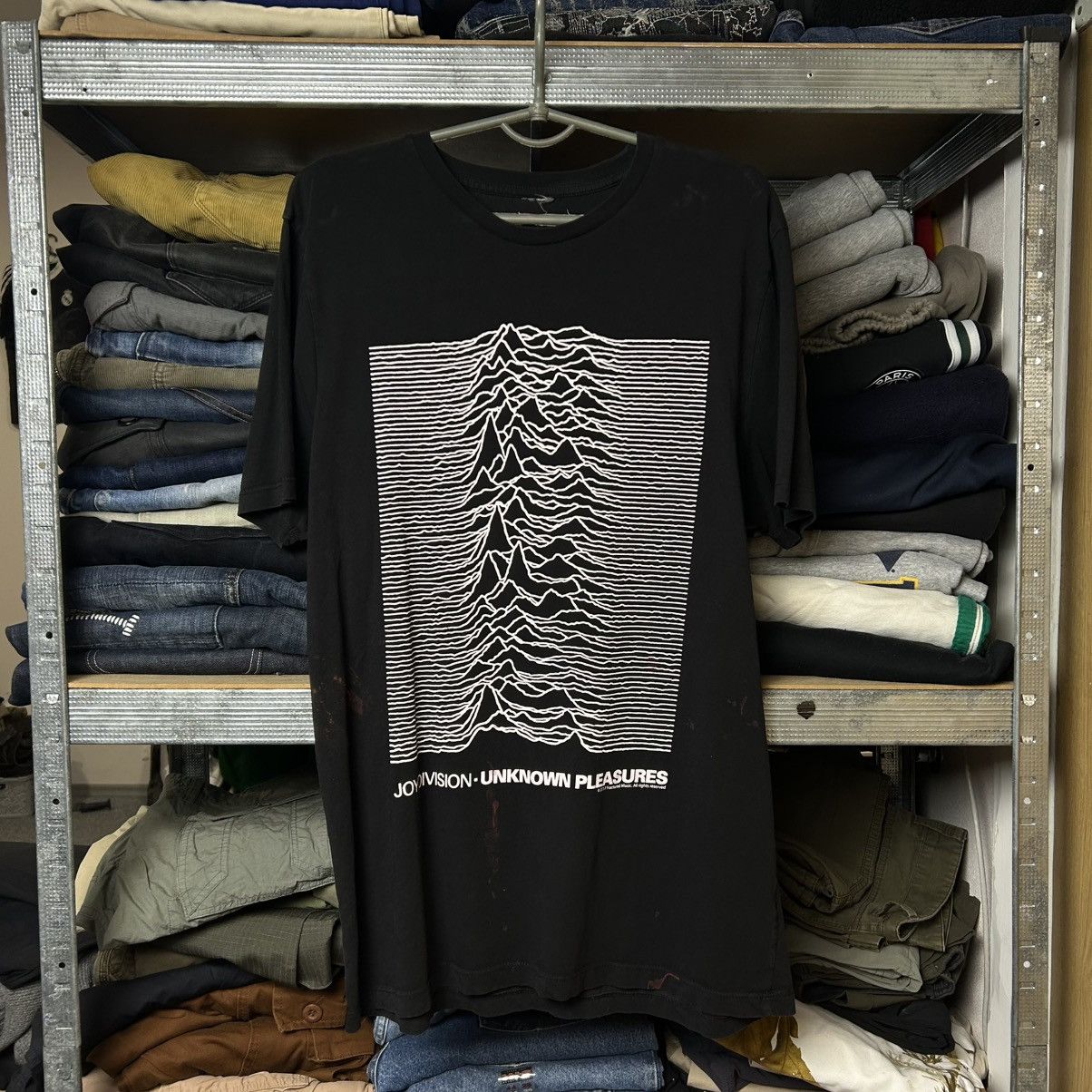Joy Division Vintage Joy Division Pleasures Unknown 2017 rock band tee Size US L / EU 52-54 / 3 - 1 Thumbnail