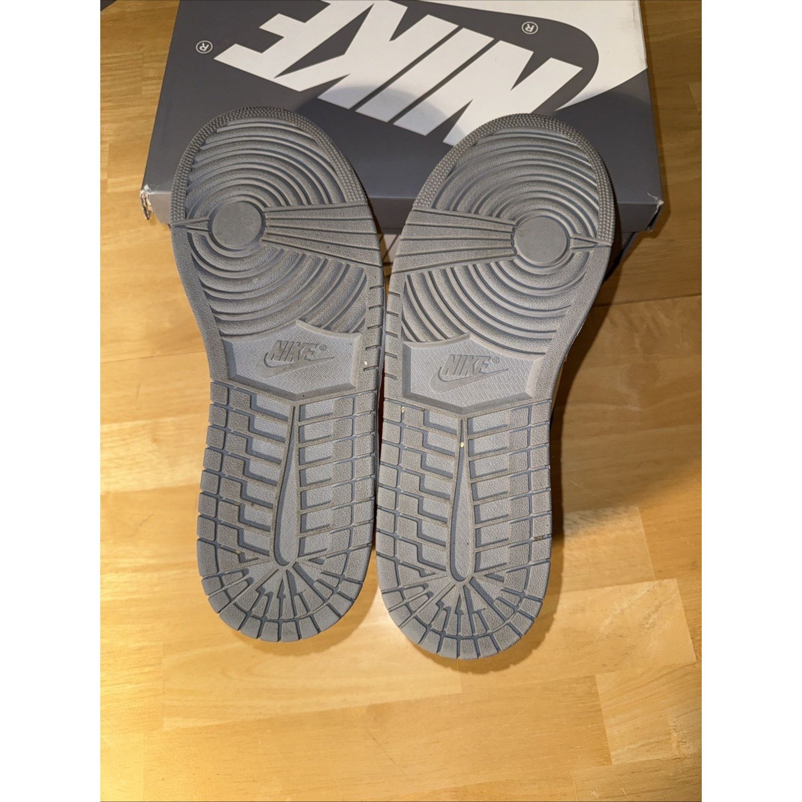 Nike Size 12 - Jordan 1 Retro High OG Stealth Size US 12 / EU 45 - 5 Thumbnail
