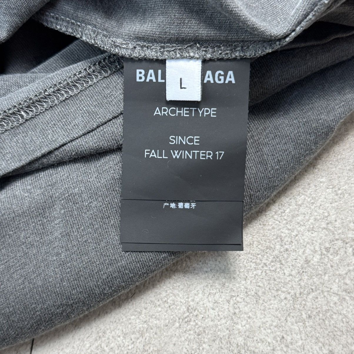 Balenciaga AW17 Balenciaga Paris Tourist Souvenir T Shirt Size US L / EU 52-54 / 3 - 4 Thumbnail