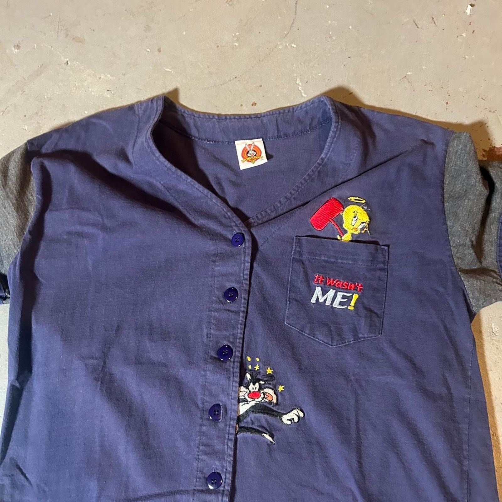 Anvil 2001 y2k womens looney tunes Size L / US 10 / IT 46 - 2 Thumbnail