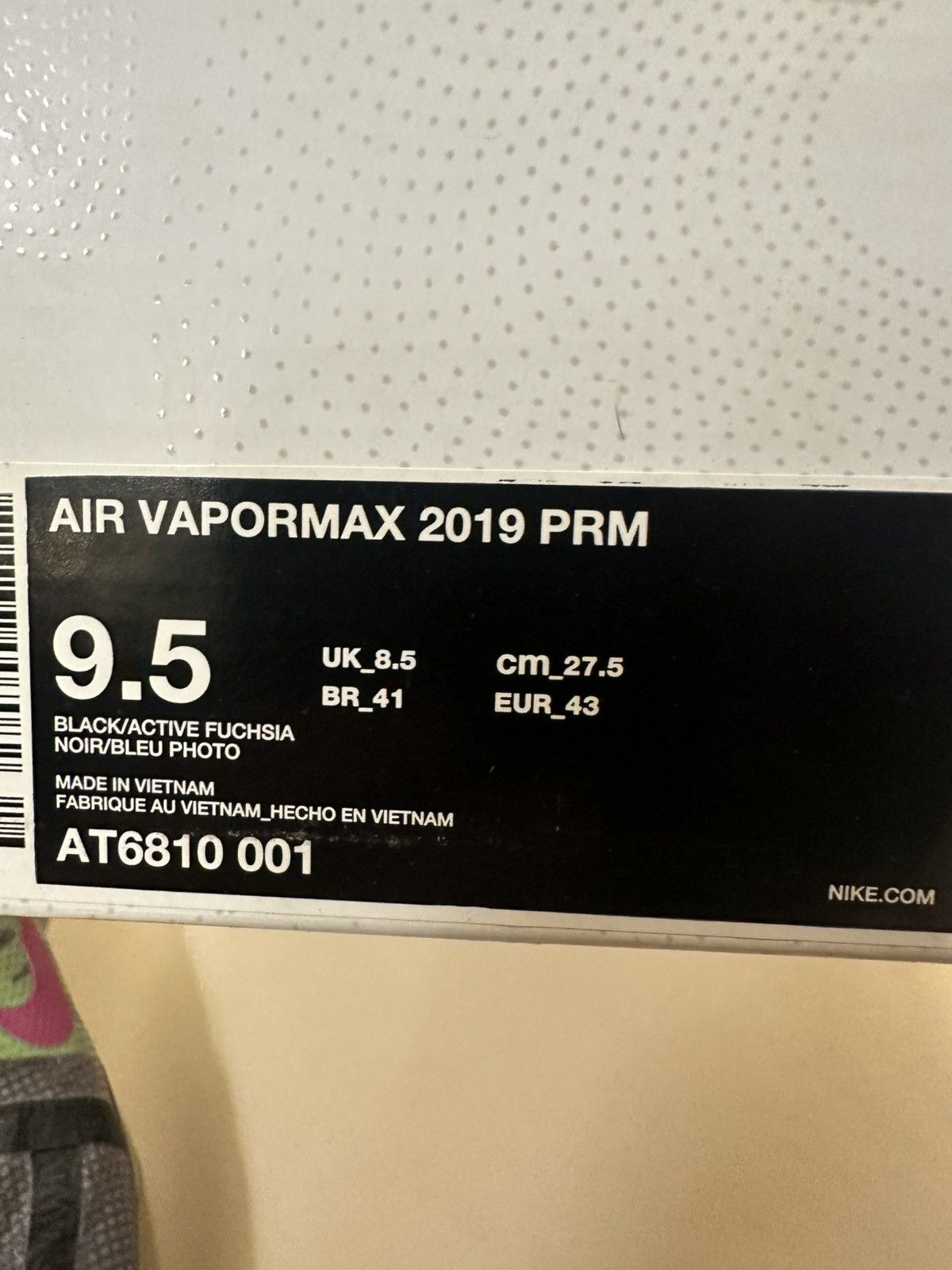 Nike Nike Air VaporMax 2019 PRM black green pink 9.5 running shoe Size US 9.5 / EU 42-43 - 8 Thumbnail
