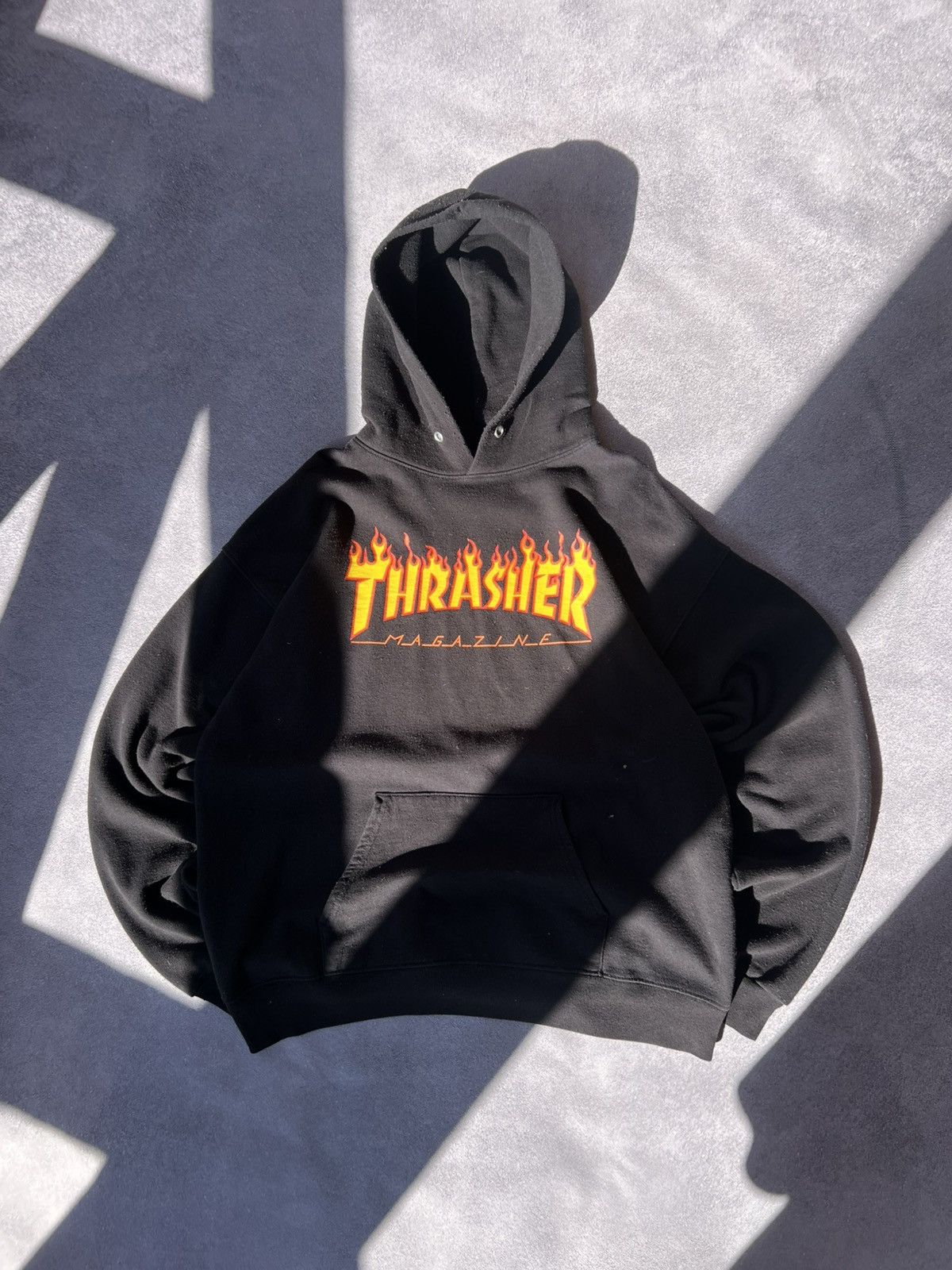 Thrasher Vintage Thrasher Hoodie Black Logo White Retro Y2K Drill Size US M / EU 48-50 / 2 - 2 Thumbnail