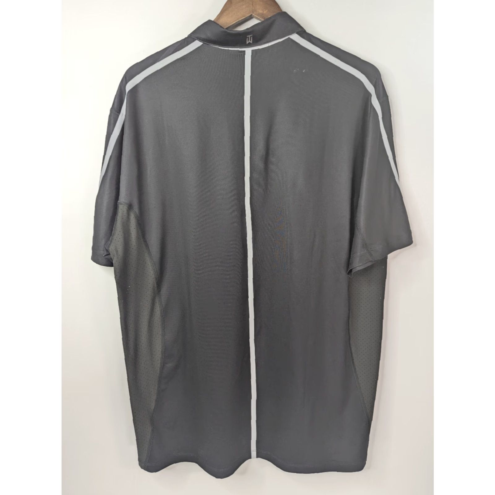Nike Nike Dri-Fit TW Polo Shirt Mens Striped Black 518104 011 Golf Casual Polo Size US L / EU 52-54 / 3 - 3 Thumbnail
