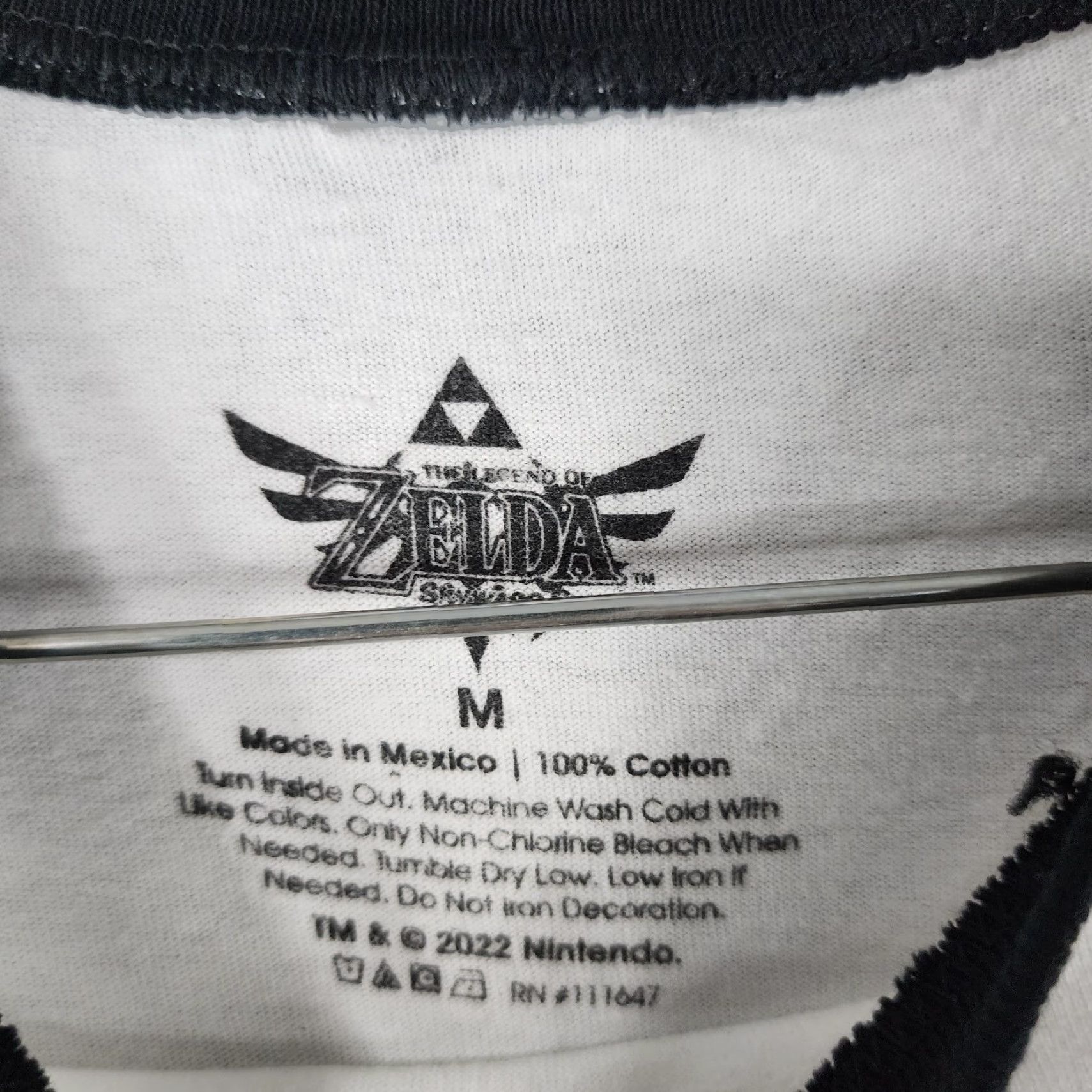 Vintage VINTAGE Zelda Shirt Mens 3/4 Sleeve Tee Size M White Graphic Cotton 100% Graphic Tee Mens Size US M / EU 48-50 / 2 - 4 Thumbnail