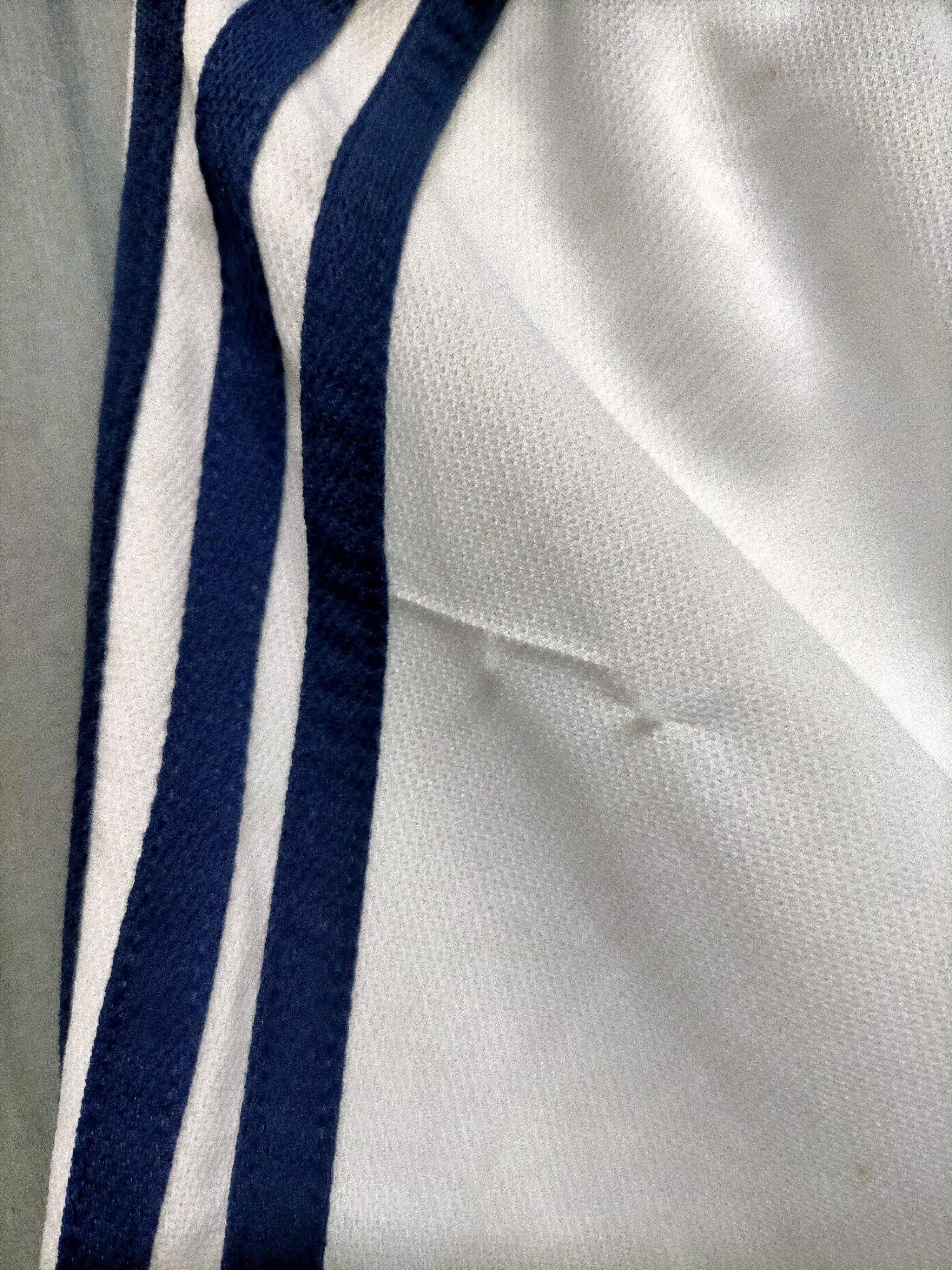 Adidas Vintage 2001 Real Madrid Footbal Jersey Short pants Size US 30 / EU 46 - 8 Thumbnail