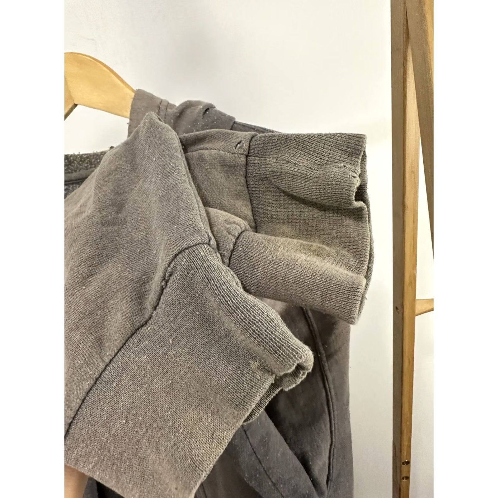 Fruit Of The Loom VINTAGE Fruit of the Loom Hoodie Gray Full Zip WIP Thin Worn Sweatshirt Size XL Mens Size US XL / EU 56 / 4 - 8 Thumbnail