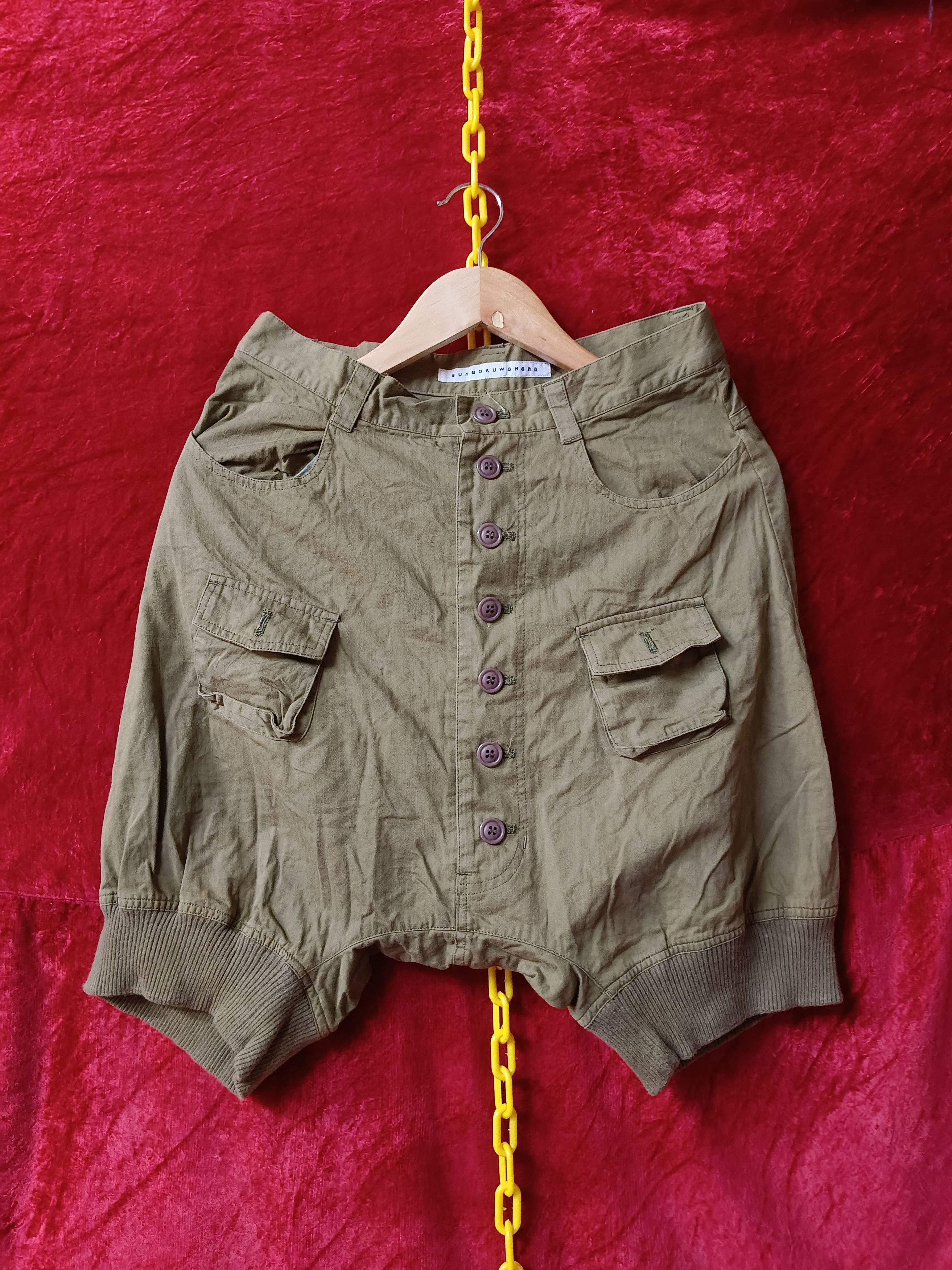 Issey Miyake × Japanese Brand Sunaokuwahara Clown Sweat Short Pants Size US 29 - 18 Thumbnail