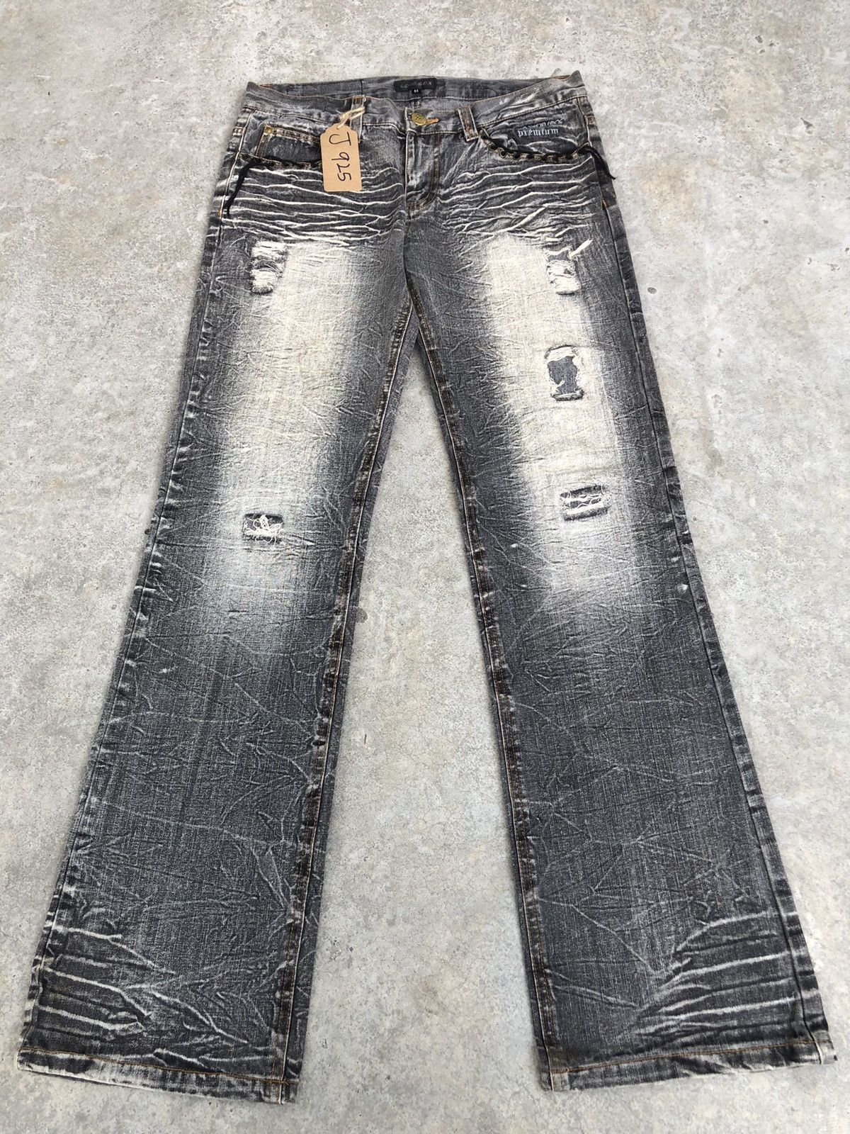 If Six Was Nine Japanese Lowbox Flared Jeans Distressed Size US 32 / EU 48 - 1 Thumbnail