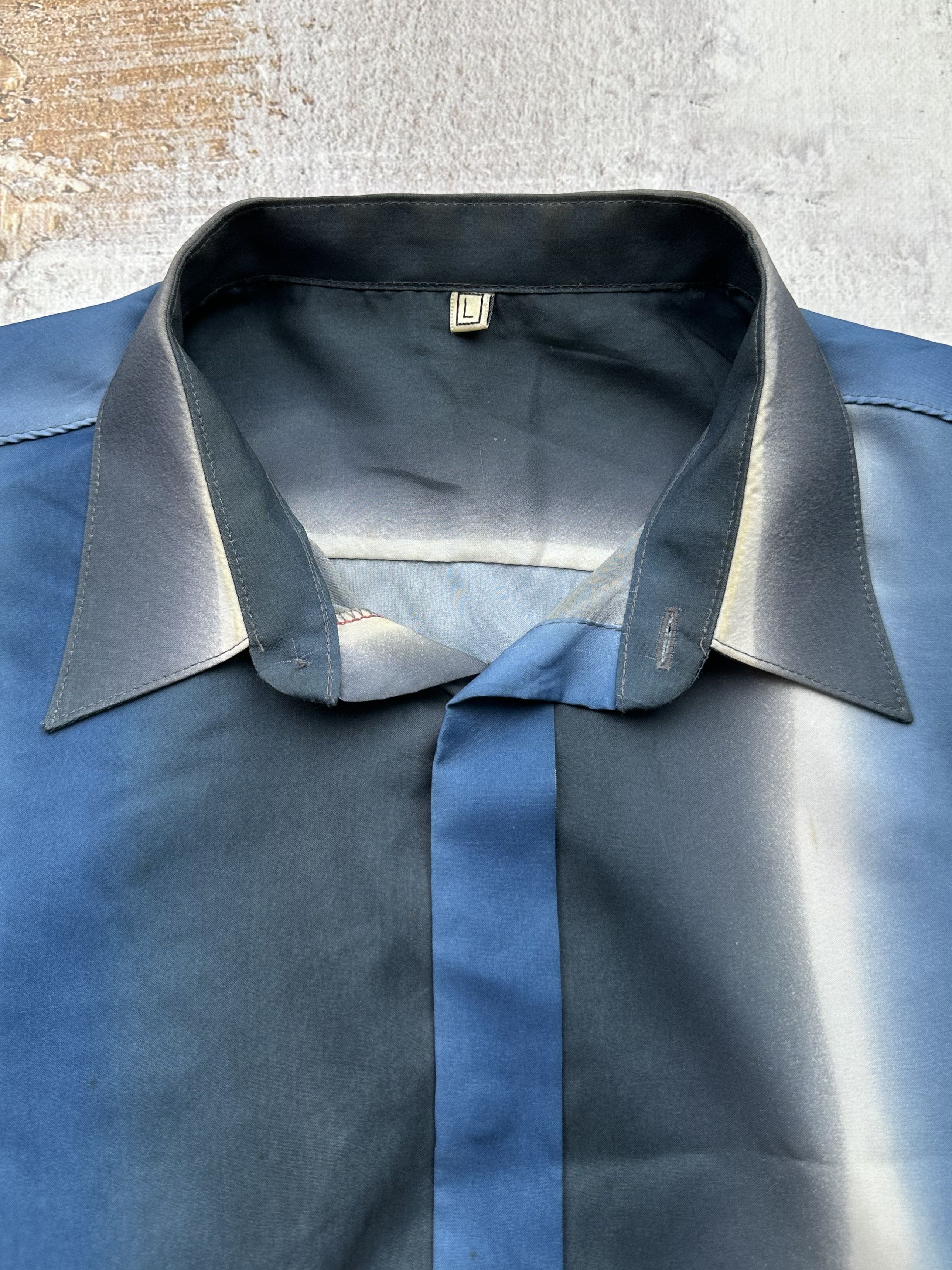 Vintage Vintage Gradient Shirt A667(86) Size US L / EU 52-54 / 3 - 7 Thumbnail
